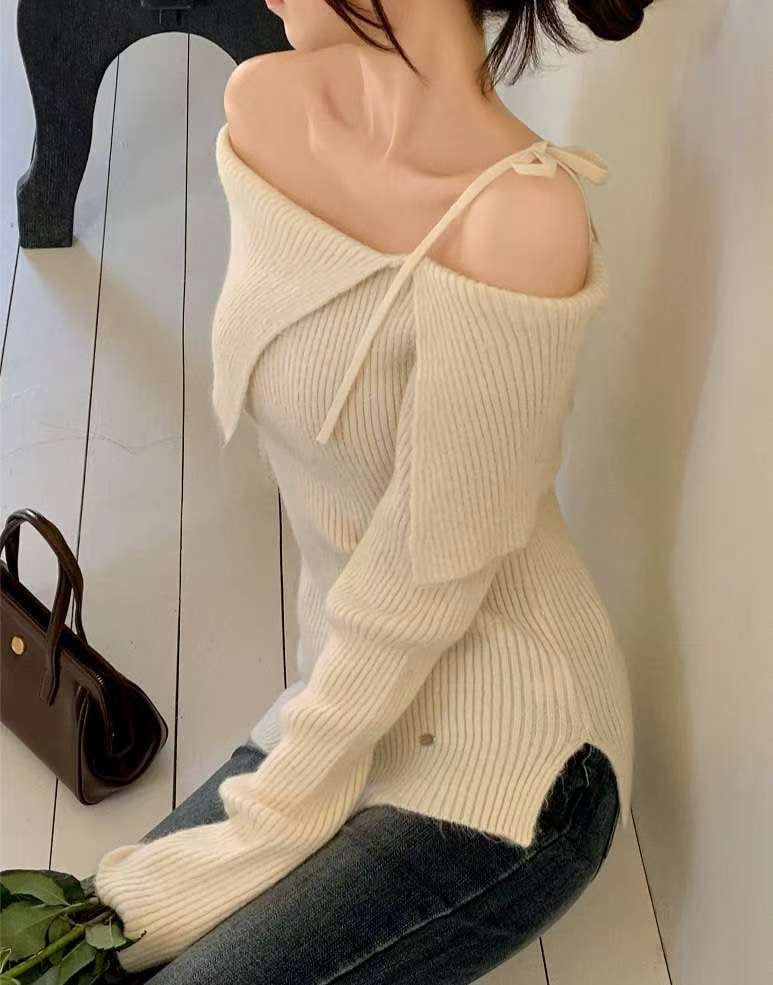 單肩綁結翻領金釦開衩針織衣