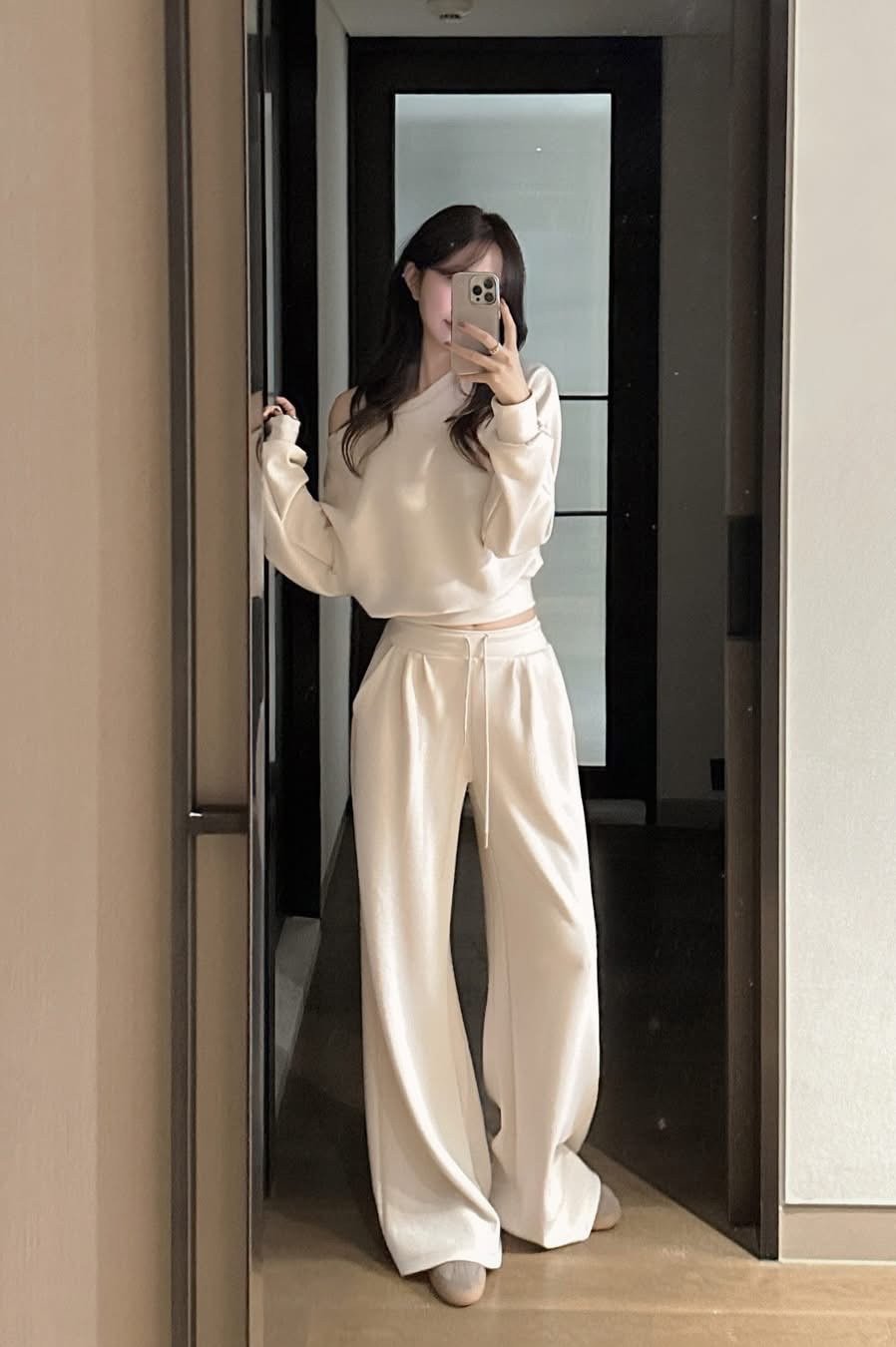 斜肩下擺縮腰大學Ｔ＋打褶腰間抽繩棉褲SET(可拆買）