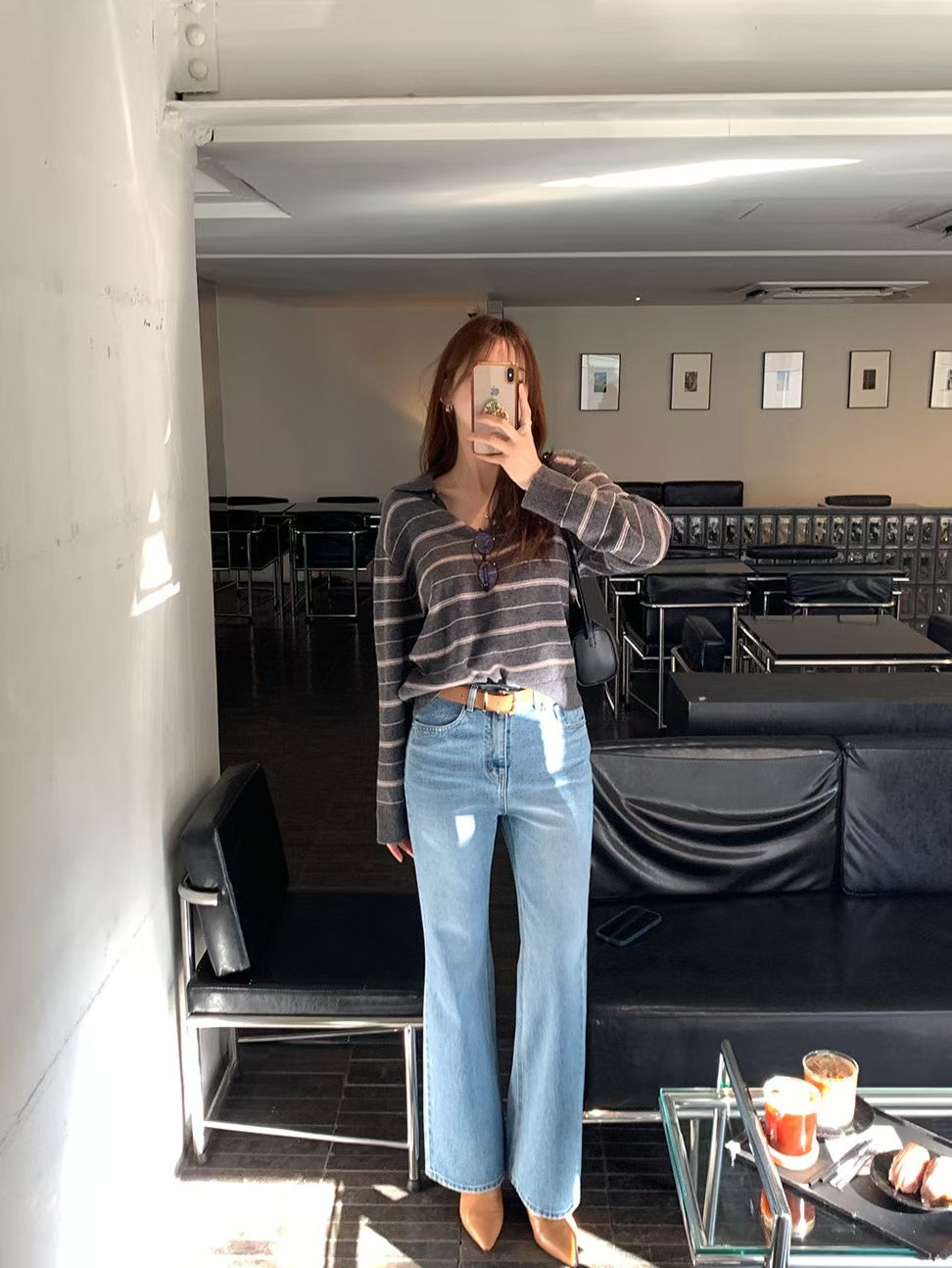 經典顯瘦中高腰靴型牛仔褲