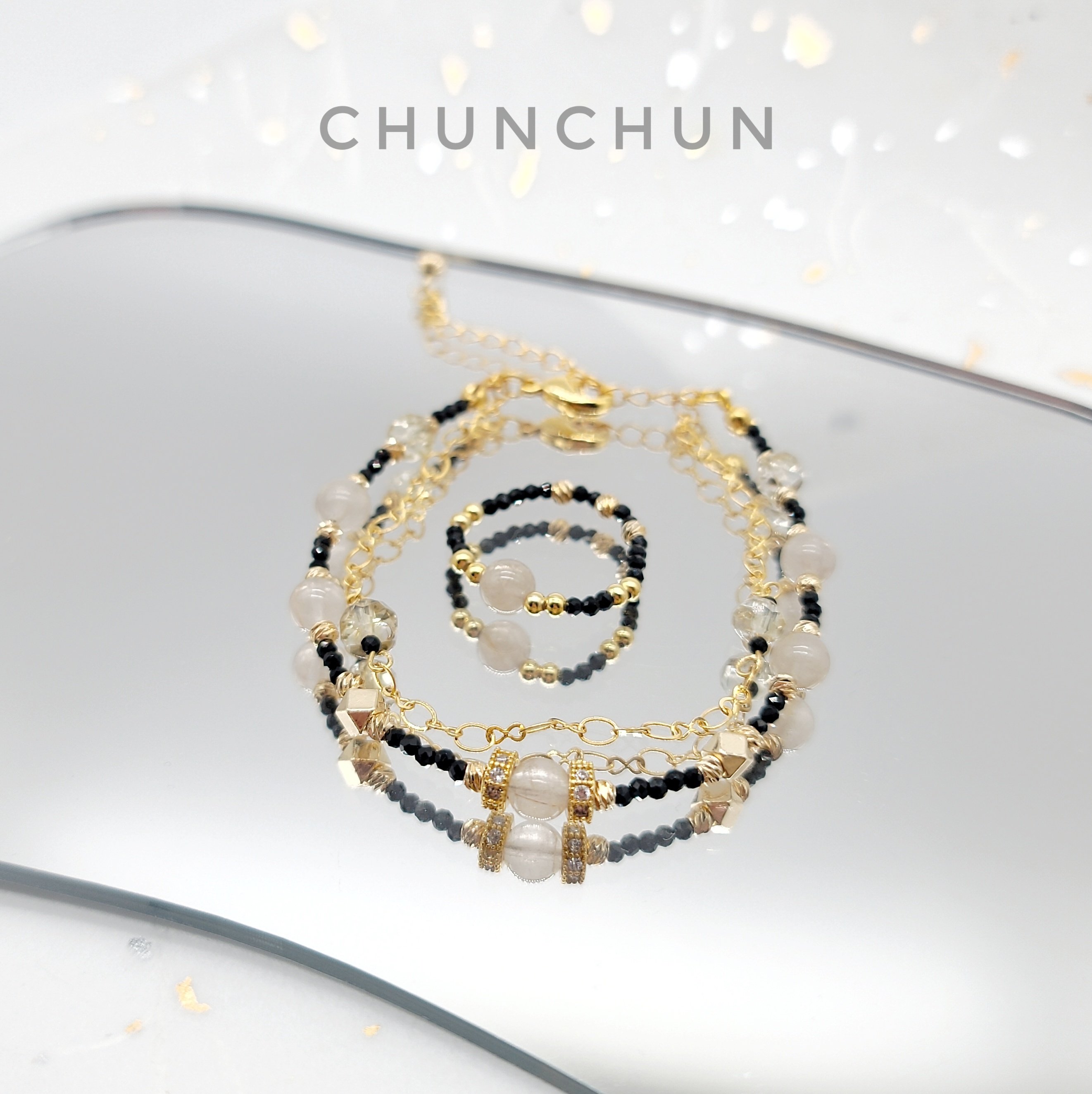 【黑色尖晶石金色招財手鍊戒指組合】白髮晶 / 黑尖晶石 / 鈦金黃水晶 招財手鍊
