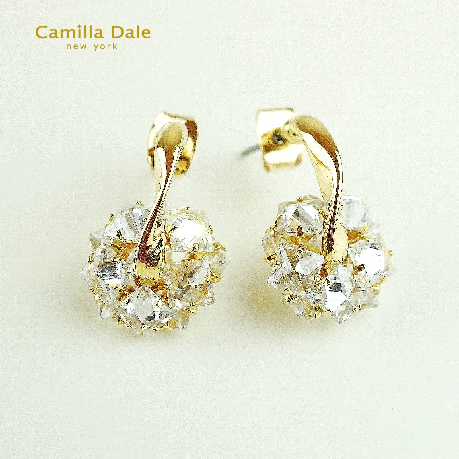 Camilla Dale 水晶燦光花朵耳環