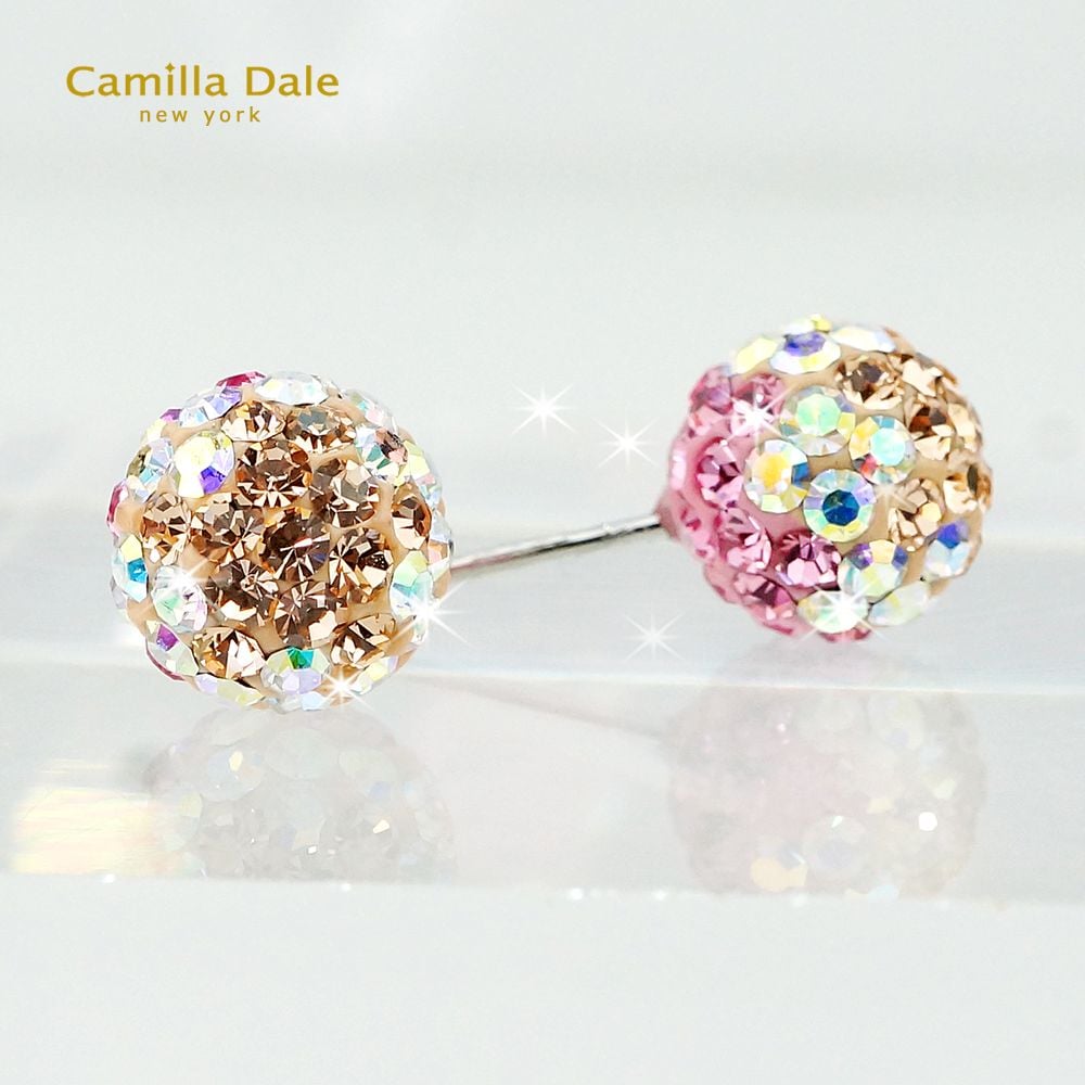 CamillaDale 8mm繡花球水鑽耳環(絲綢)