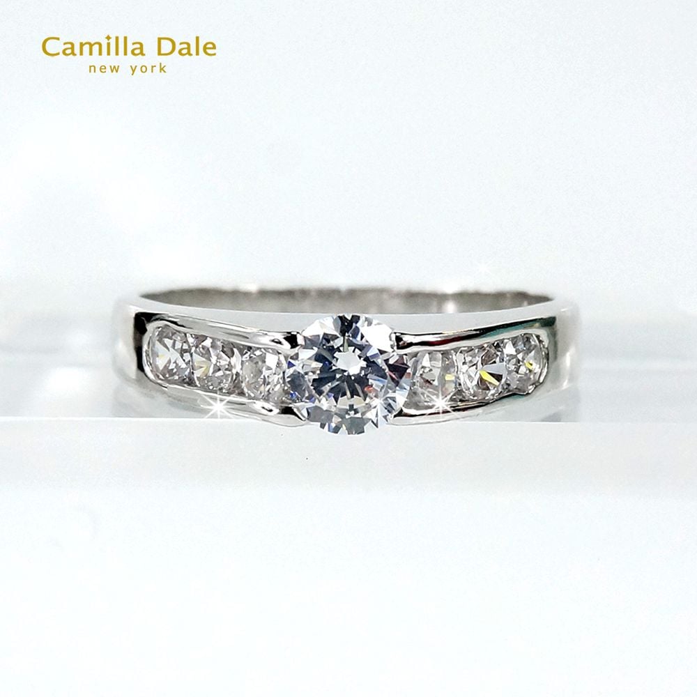 Camilla Dale 蘿拉水鑽戒指