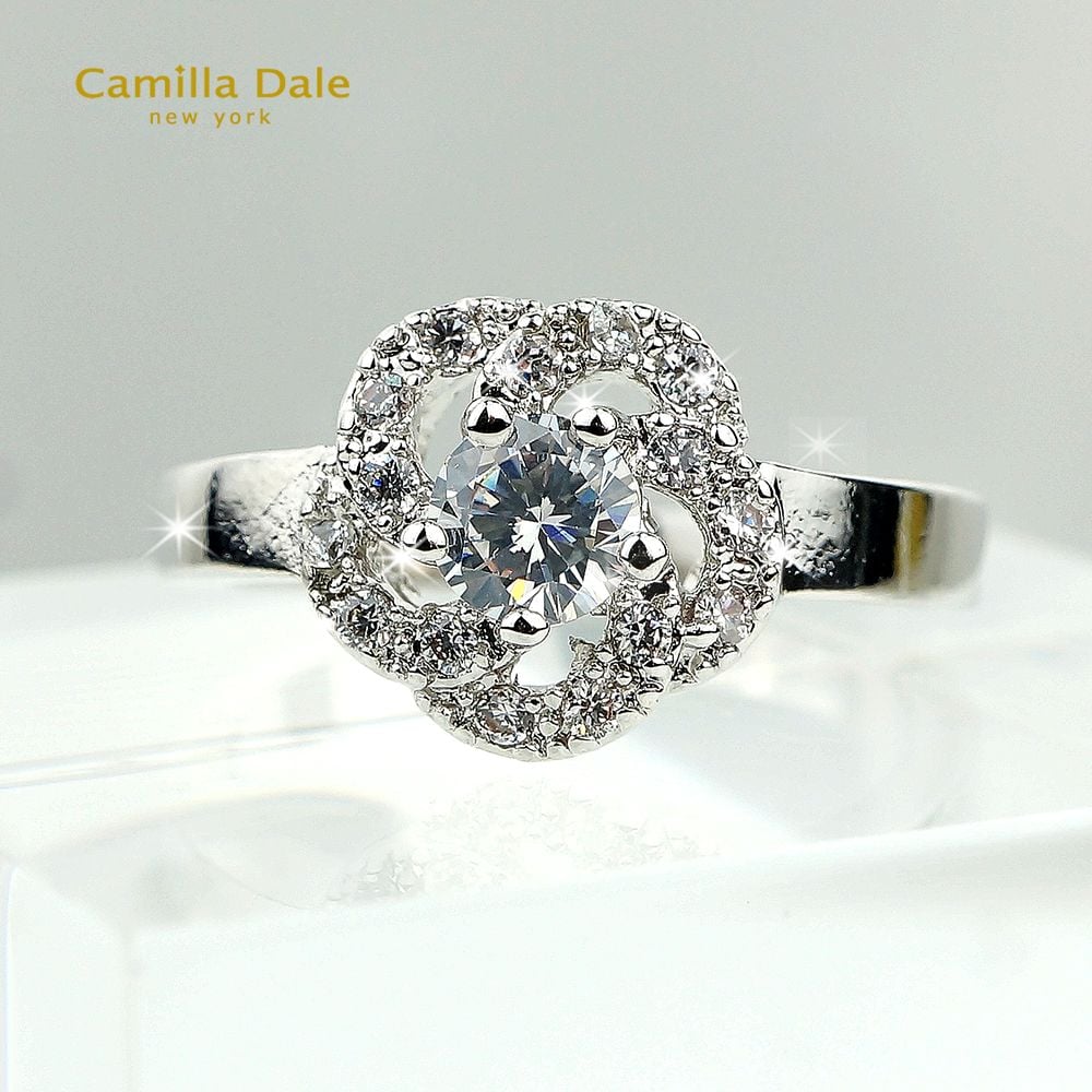 Camilla Dale 花朵鋯石戒指