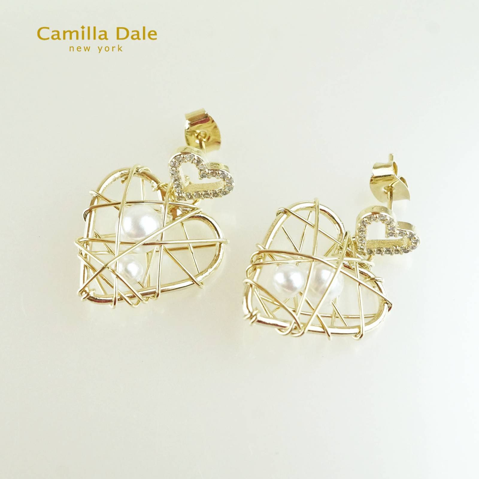 Camilla Dale 925純銀愛戀心網珍珠耳環