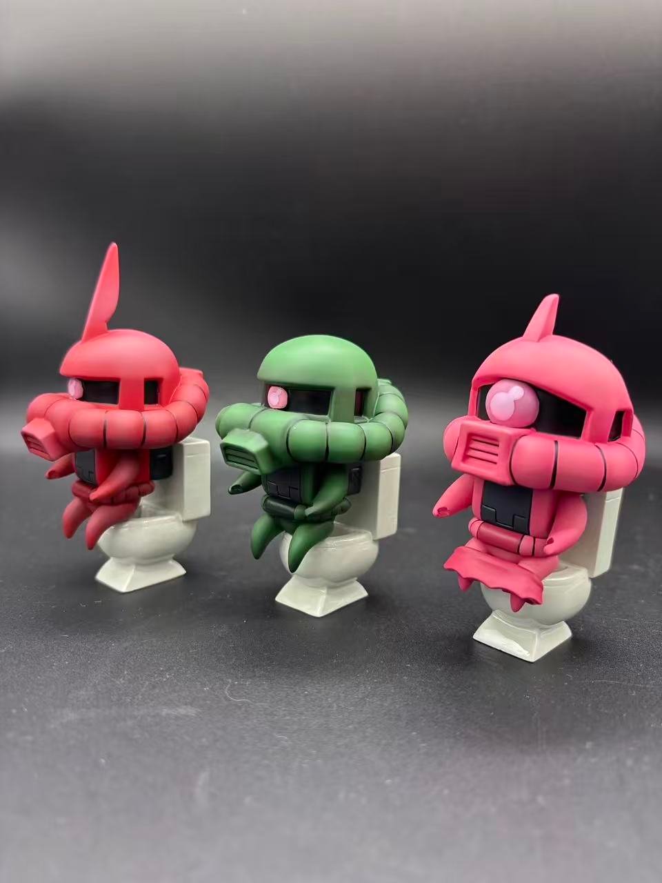 【鋼彈】貝才貝才工作室－Gd baby city 系列 馬桶小扎古（海外現貨）