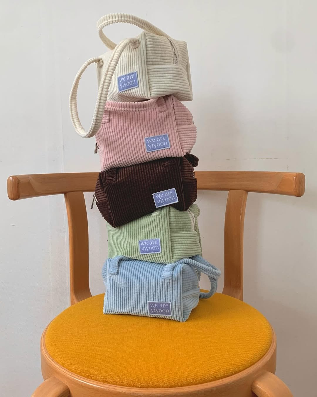 【weareyiyoon】Handy pouch｜燈芯絨