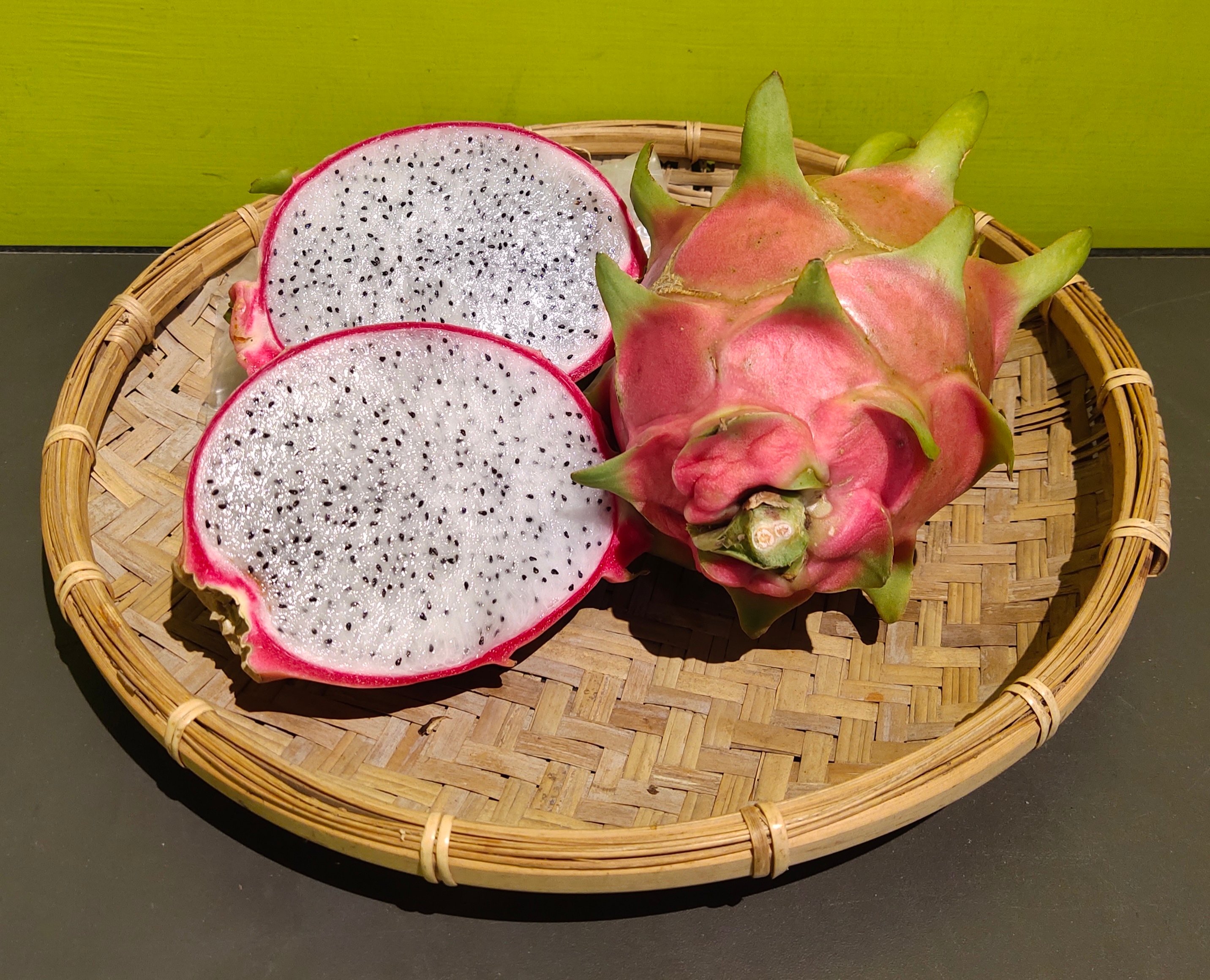 白肉火龍果 (份)(熟度等待期採預約)(中元節前特賣)
