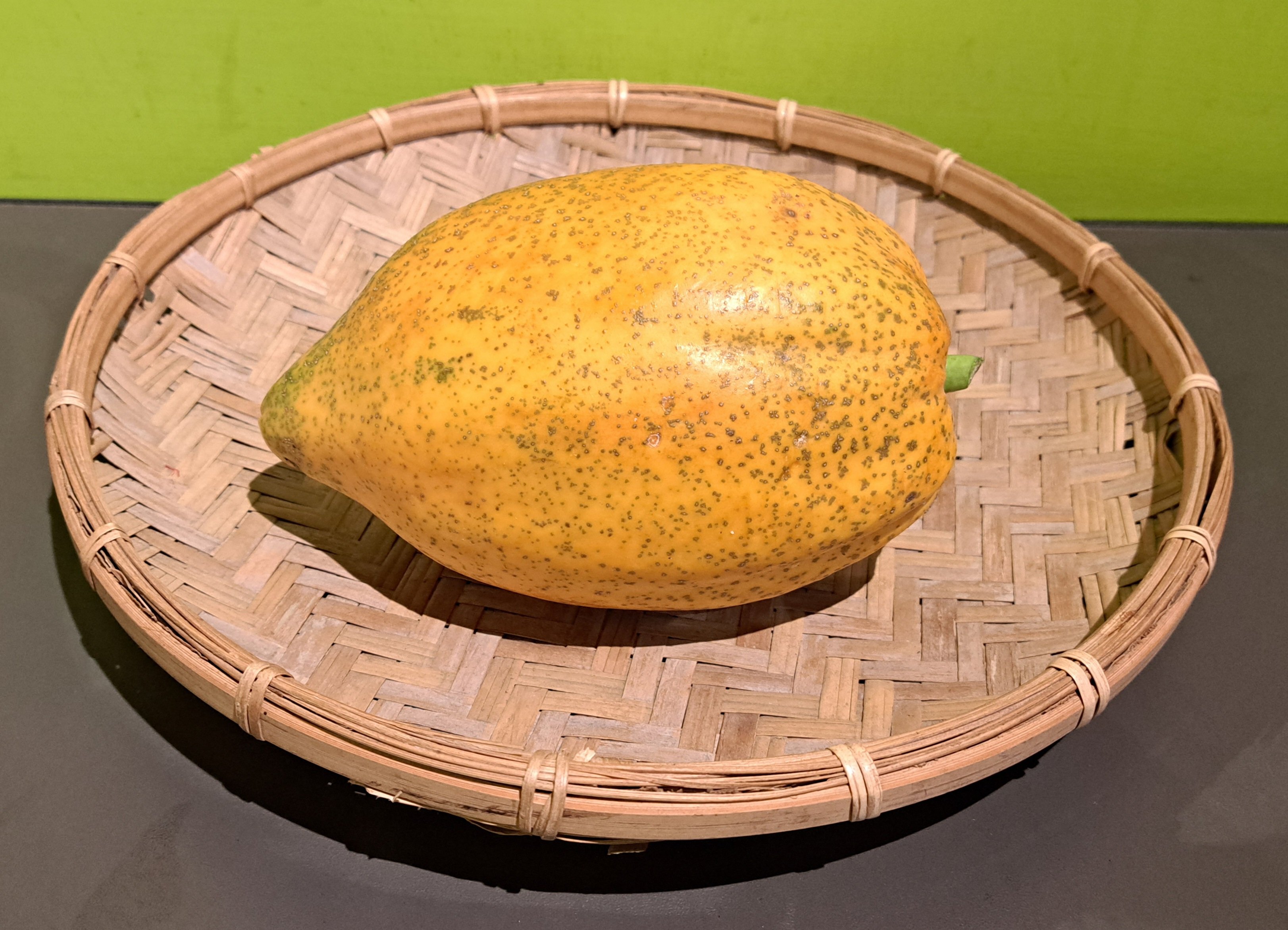 網室木瓜 (依實際稱重)