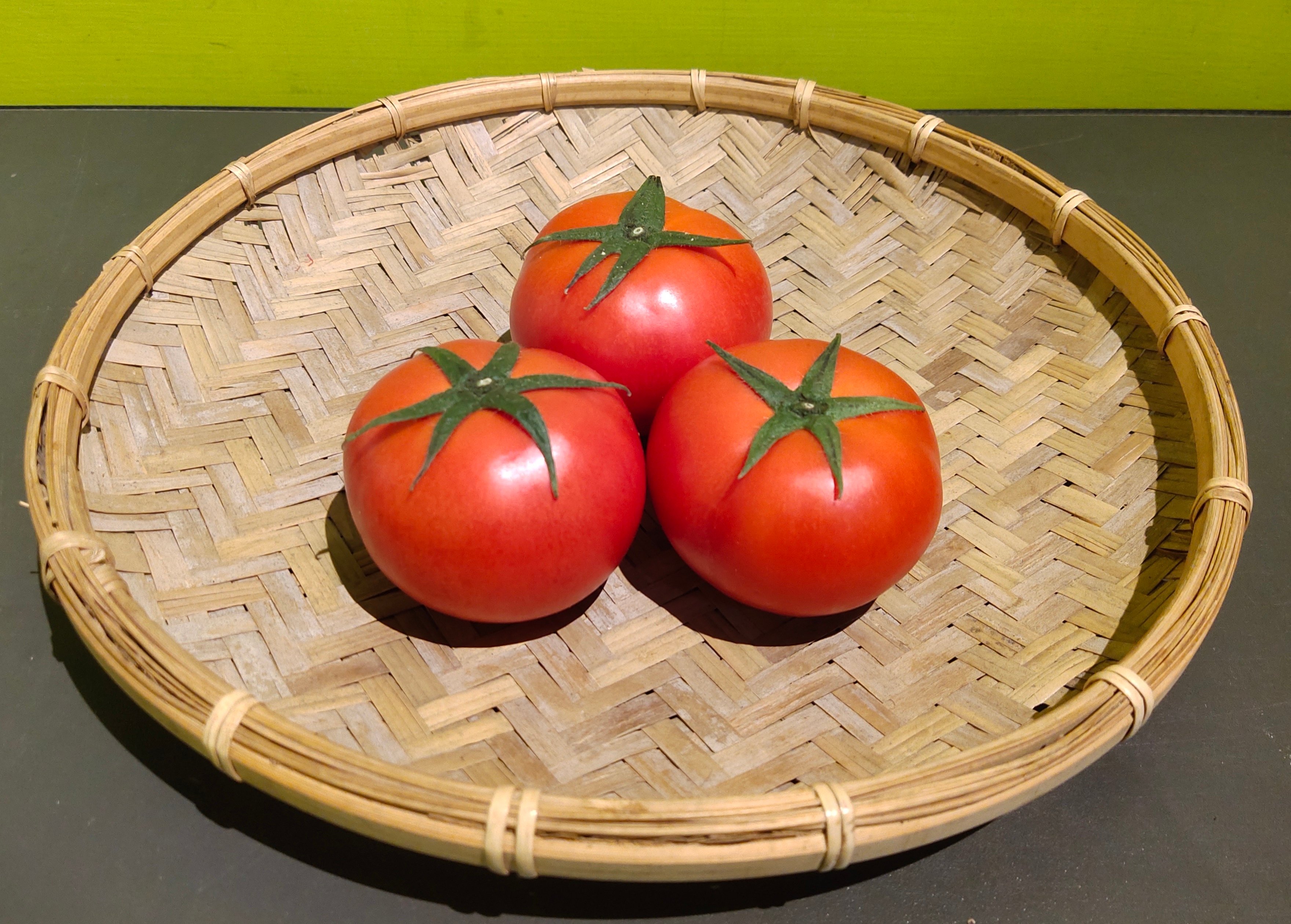 牛番茄(中果) (4～5顆)(可搭配3份100元品項活動)