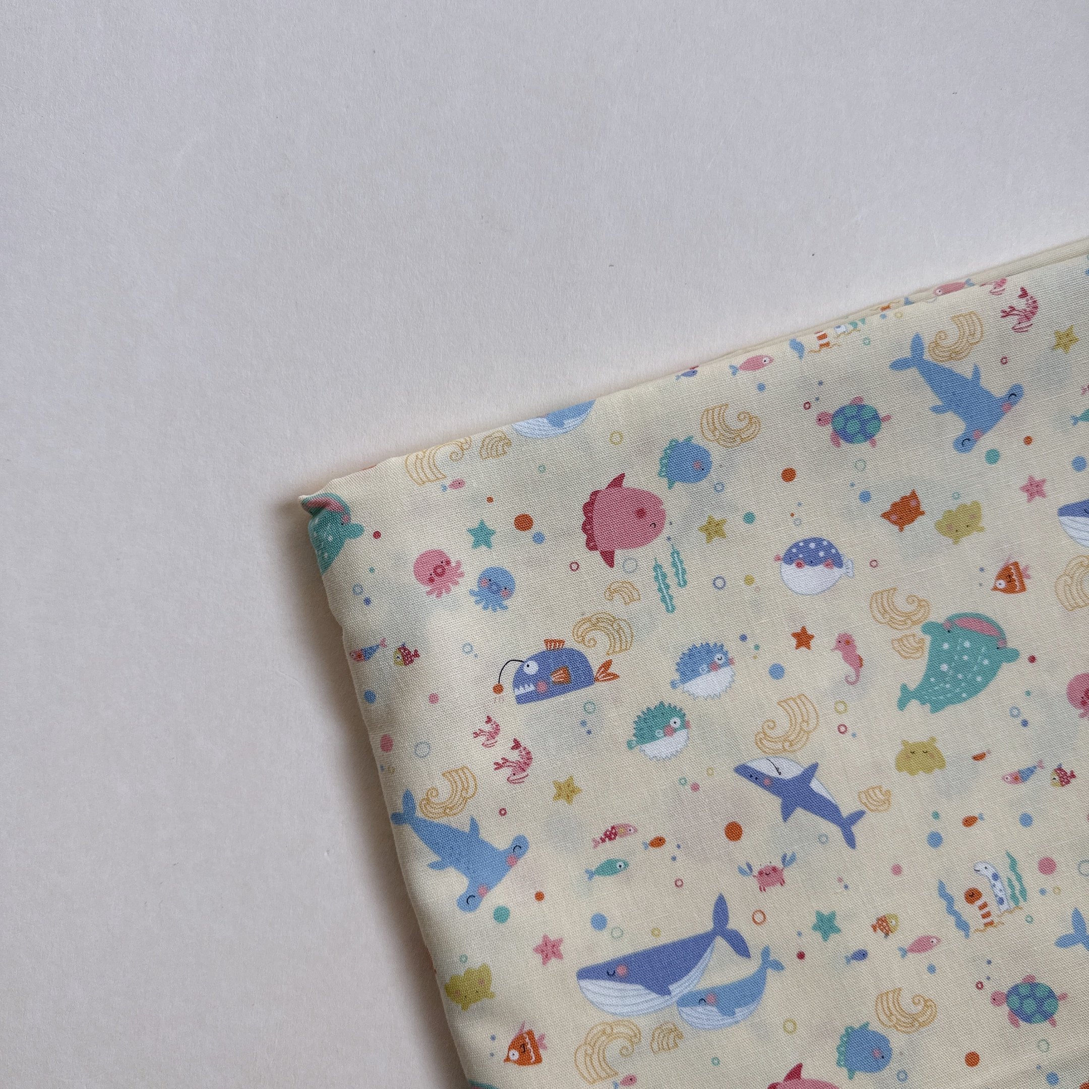 【 選布 】黃底海底世界（日本加價布款）37