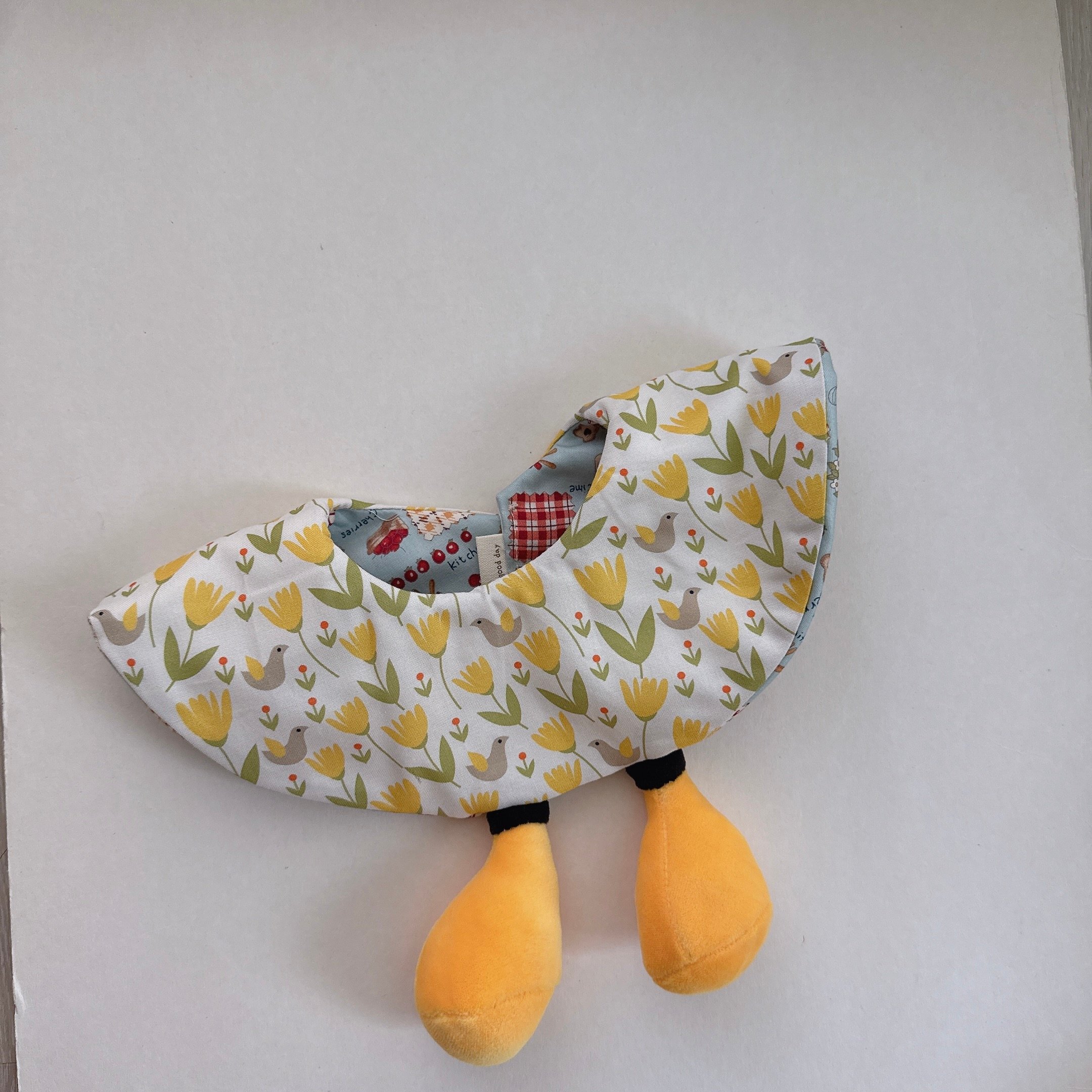 【 現貨 】黃色腳腳- 圓兜