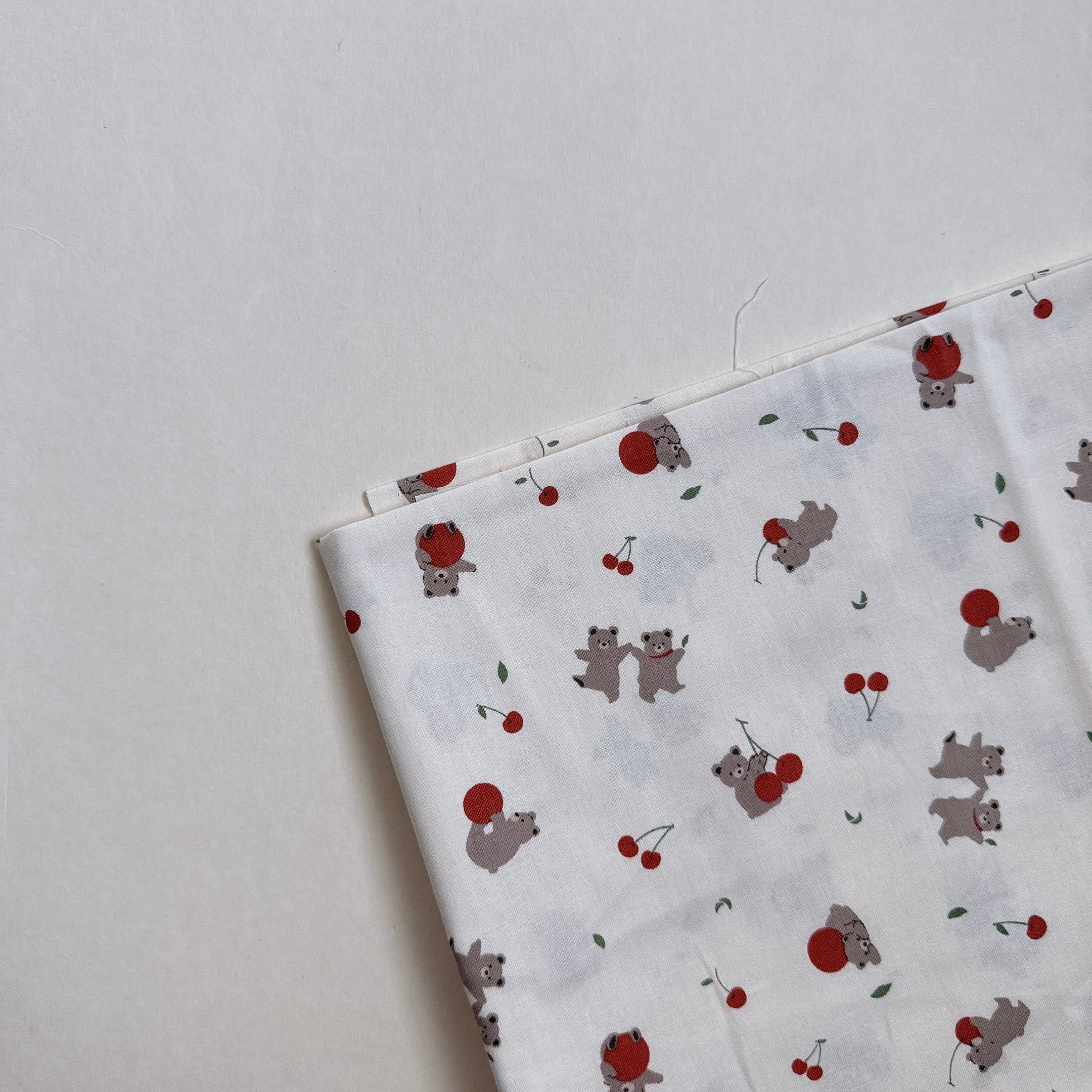 【 選布 】櫻桃小熊 08