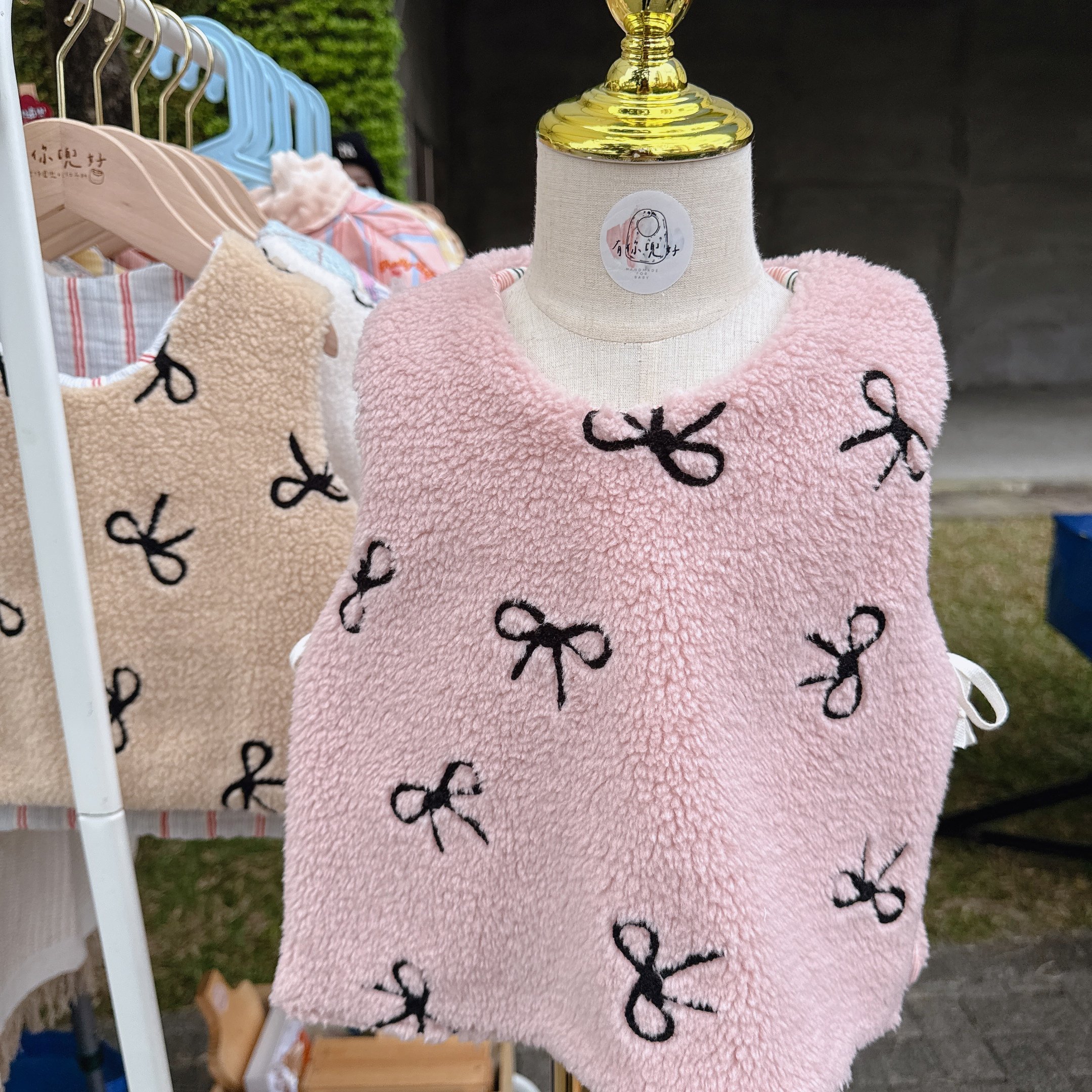 【現貨】羊羔絨綁帶背心 - 粉色蝴蝶結