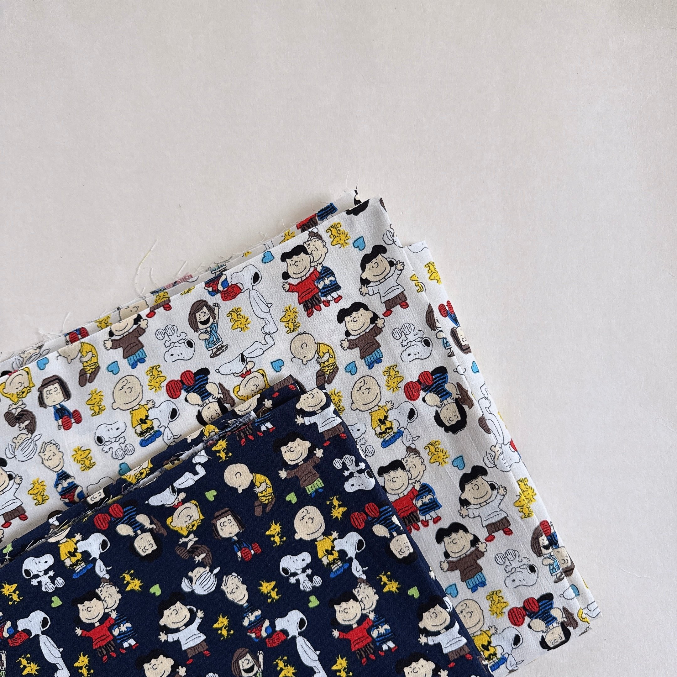 【 選布 】史努比狗狗 - 下單備註顏色（黑底/白底）