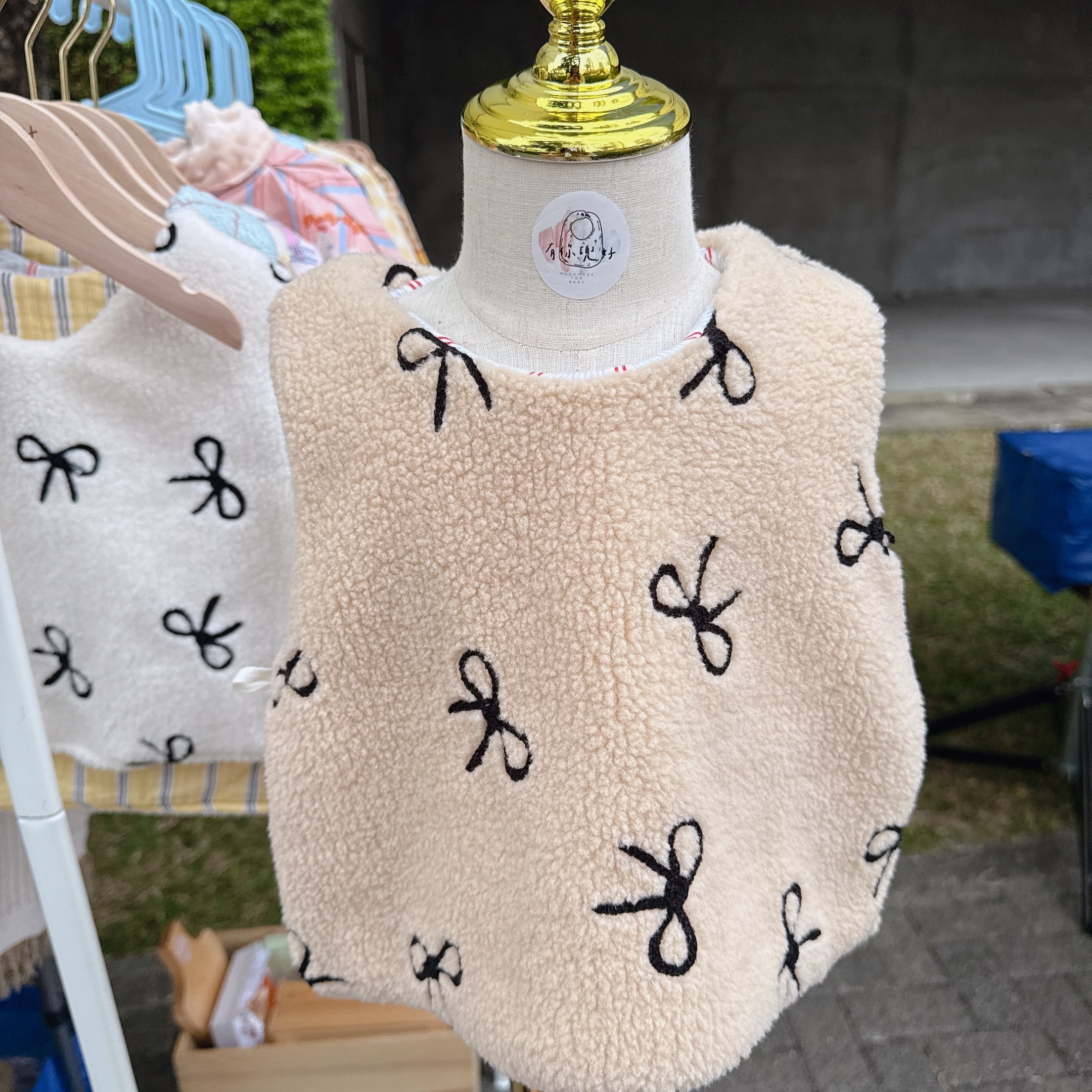 【現貨】羊羔絨綁帶背心 - 駝色蝴蝶結