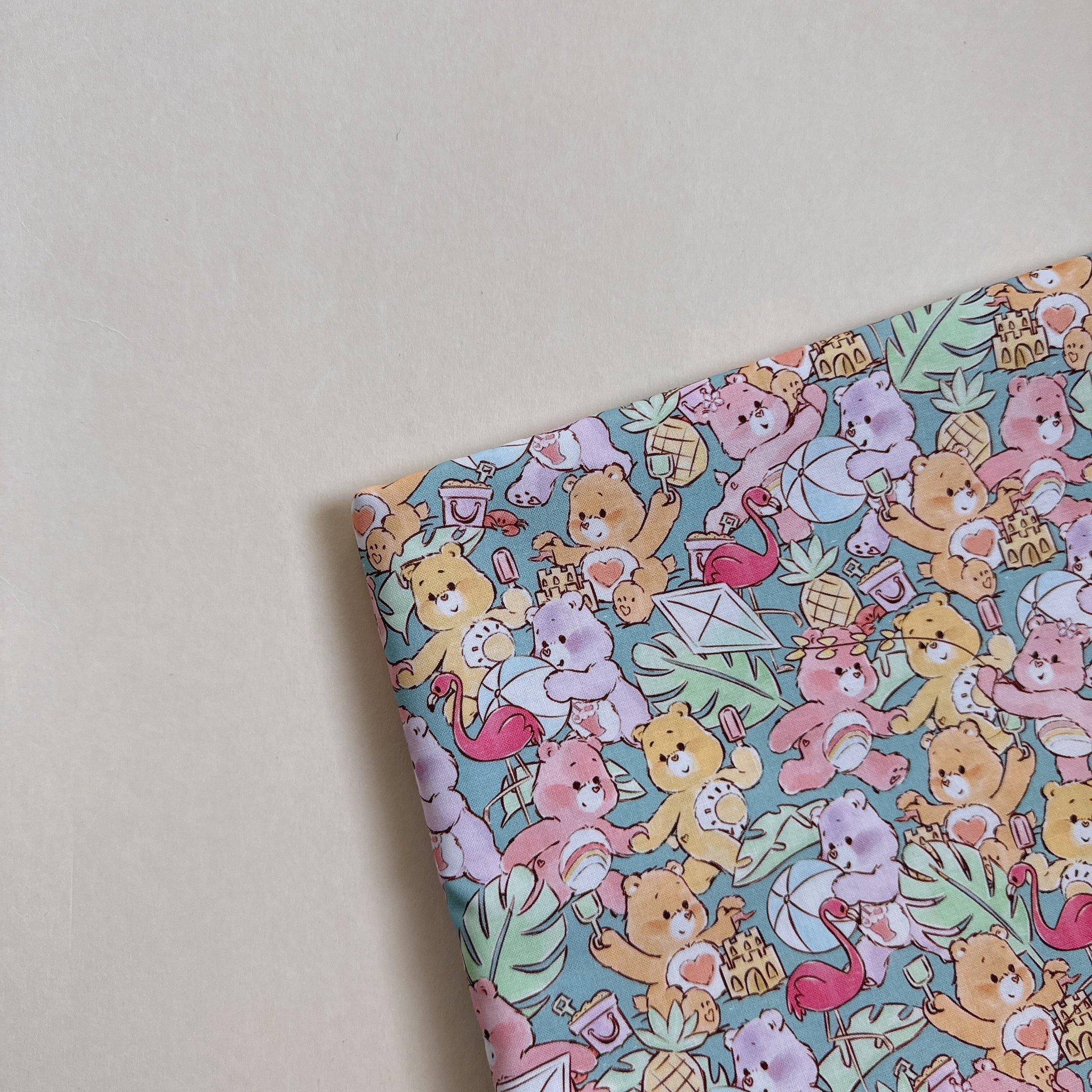 【 選布 】藍底繽紛熊（加拿大加價布款）20