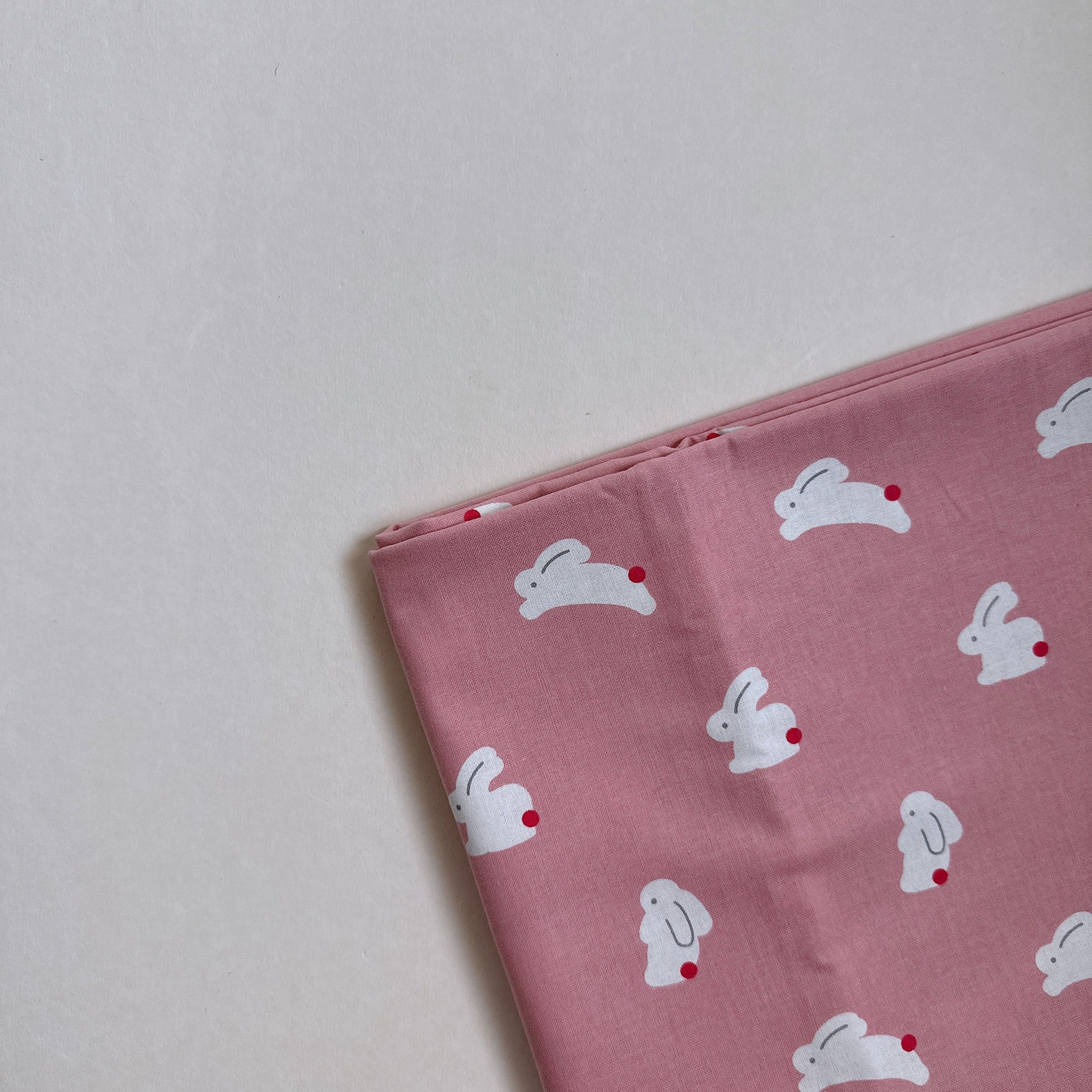 【 選布 】紅尾巴兔子 57