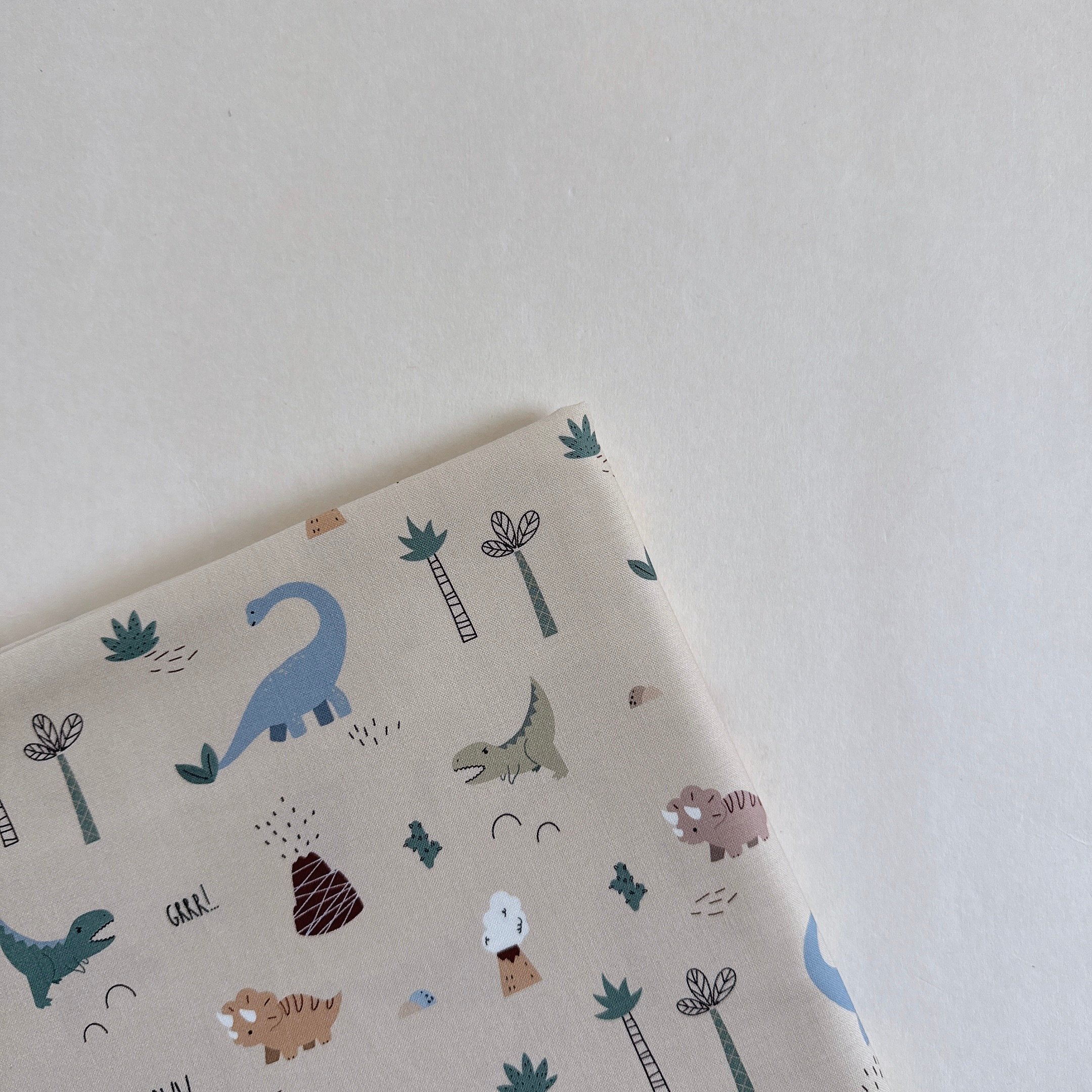 【 選布 】奶茶色恐龍