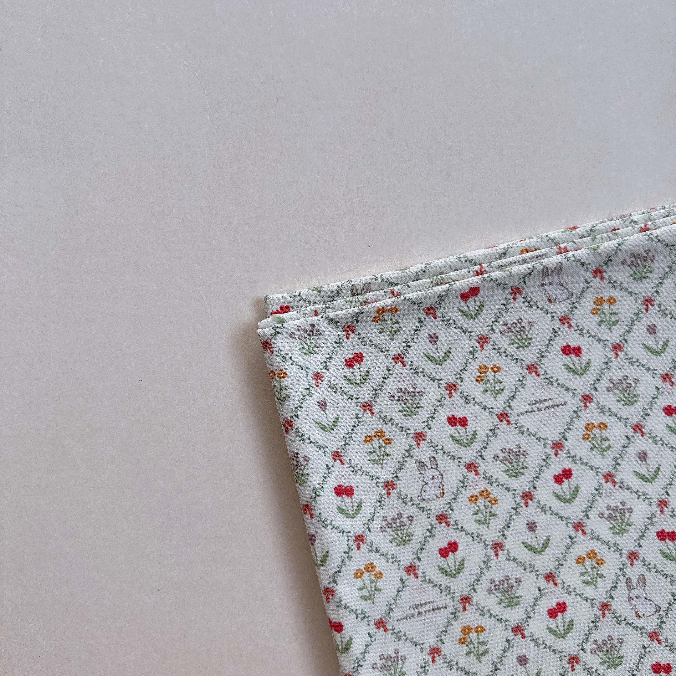 【 選布 】菱格小花 51