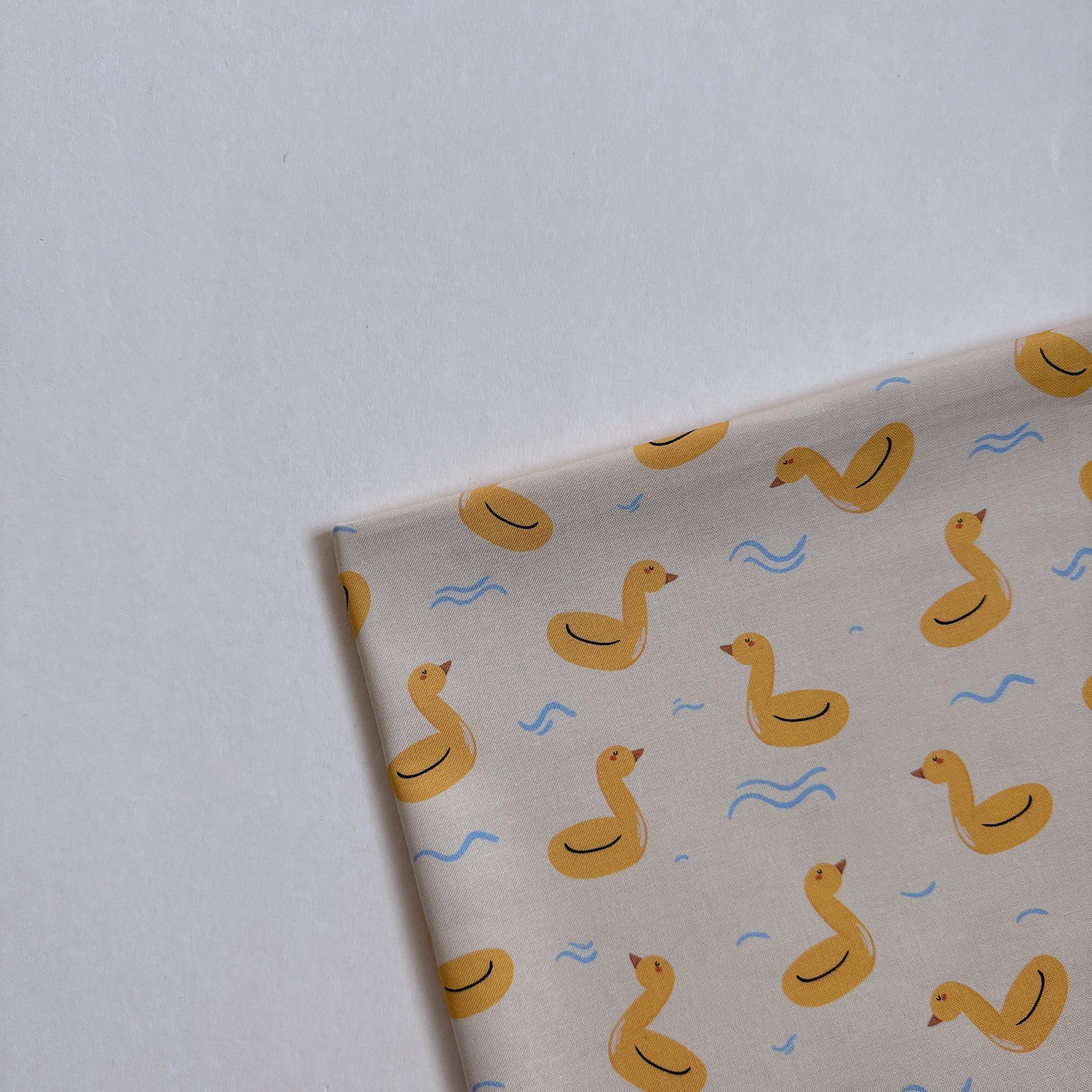 【 選布 】橡膠小鴨 06