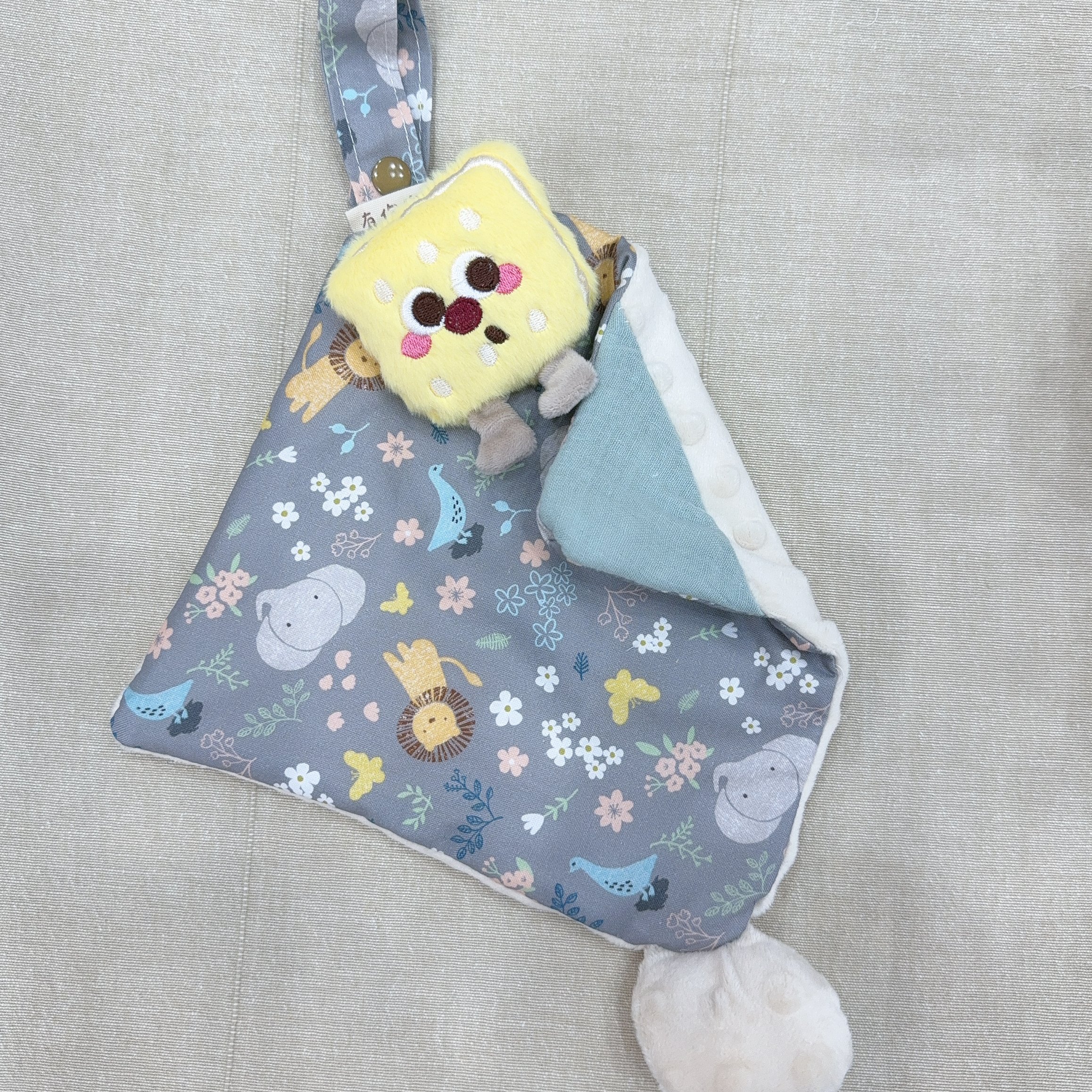 【 現貨 】娃娃安撫巾（啾啾球款）