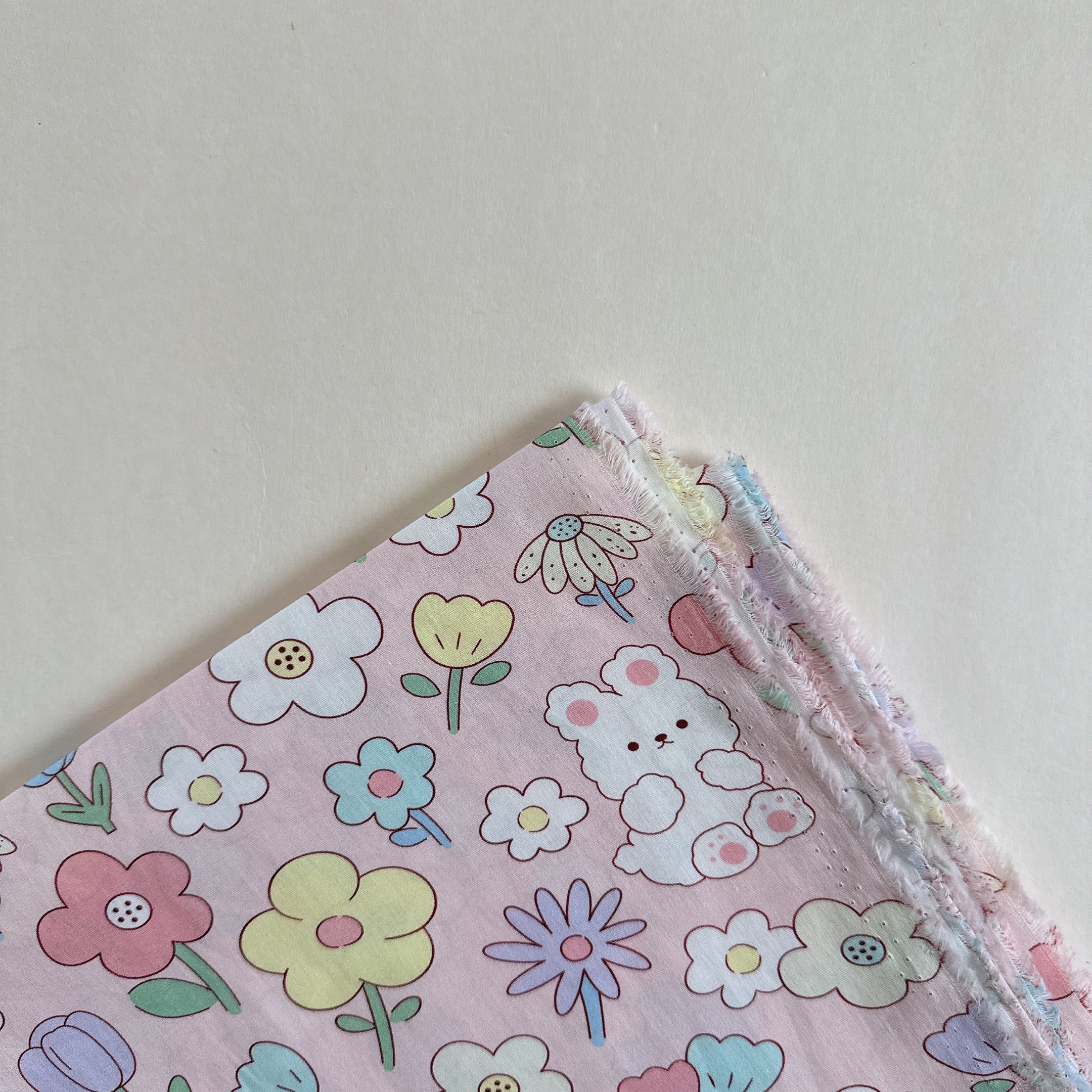 【 選布 】粉底大兔子花花