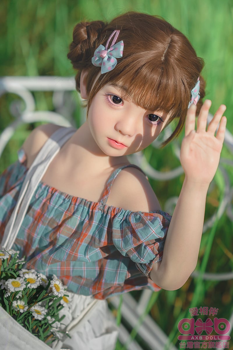 愛相伴 AXB DOLL 110cm+R03頭 精品系列 愛相伴鉑金矽膠娃娃 全實體娃娃 性愛娃娃 擬真娃娃 真人娃娃 情趣用品 非充氣娃娃