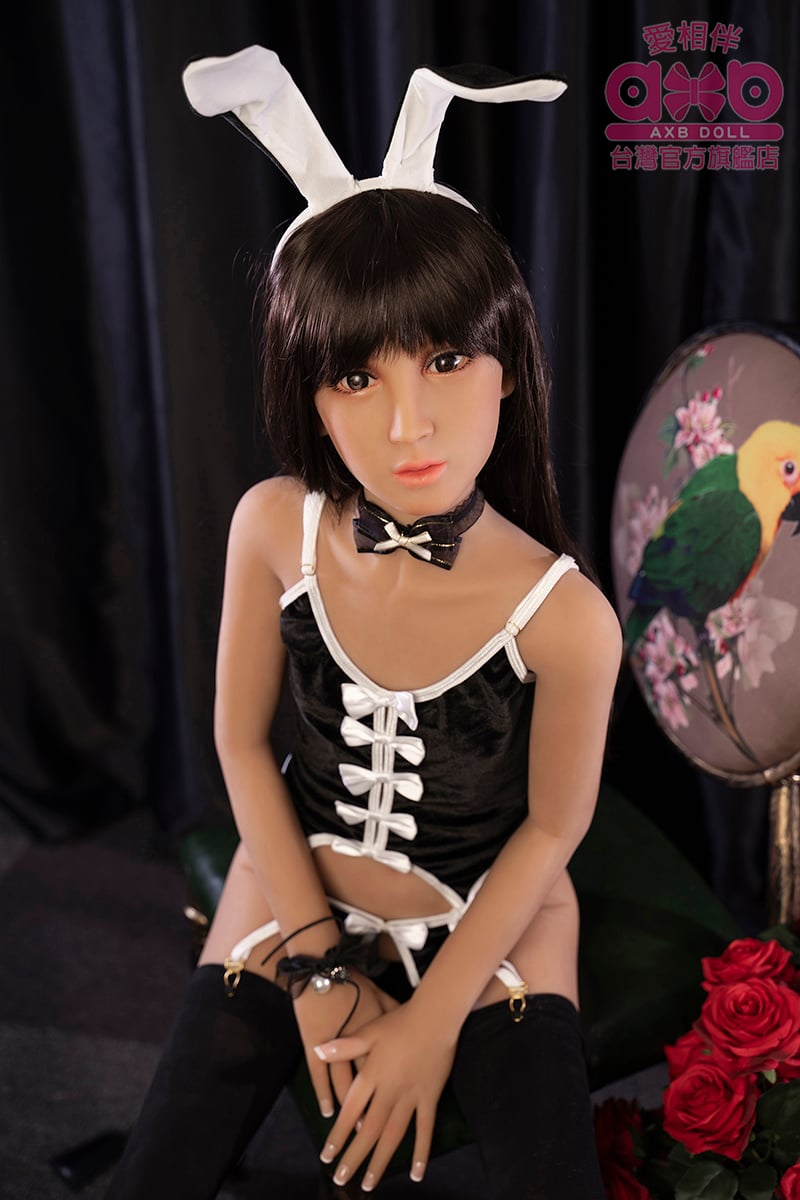 愛相伴 AXB DOLL 140cm平胸+A64頭 愛相伴TPE娃娃 全實體娃娃 性愛娃娃 擬真娃娃 真人娃娃 情趣用品 非充氣娃娃