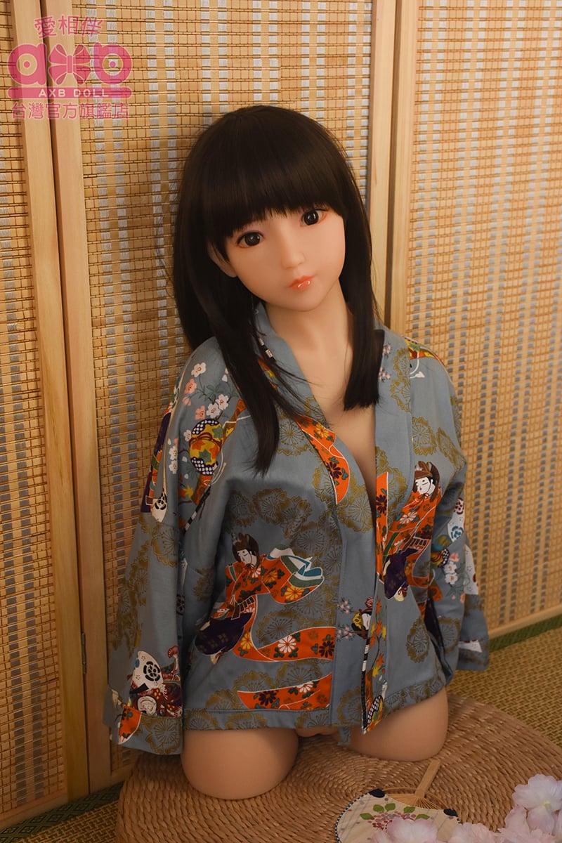 愛相伴 AXB DOLL 130小胸半身系列+C46頭 愛相伴TPE娃娃 全實體娃娃 性愛娃娃 擬真娃娃 真人娃娃 情趣用品 非充氣娃娃