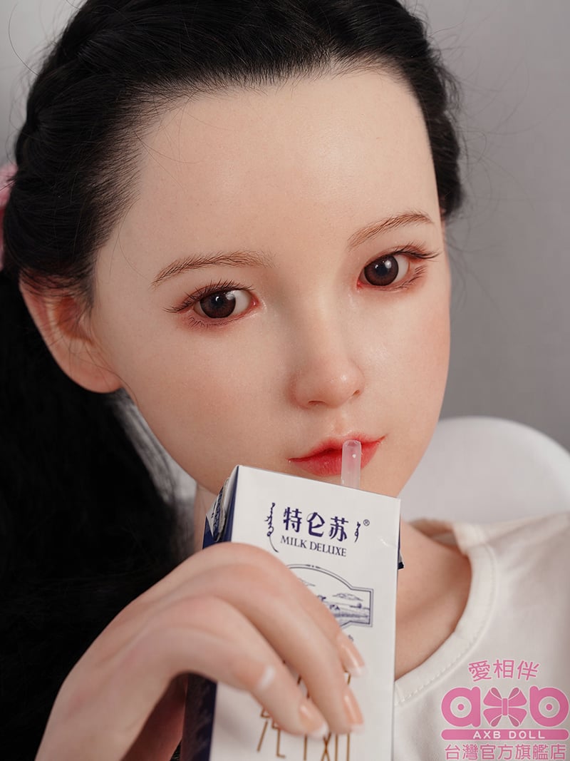 愛相伴 AXB DOLL 130cm+G36頭  愛相伴鉑金矽膠娃娃 全實體娃娃 性愛娃娃 擬真娃娃 真人娃娃 情趣用品 非充氣娃娃