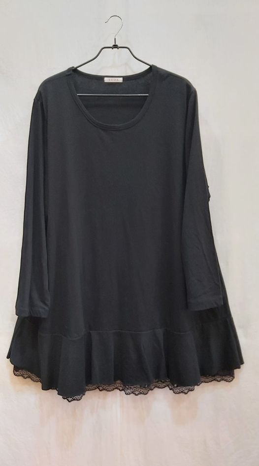 SEDA  超大尺碼加長上衣兼洋裝~胸圍56英吋體重150公斤可以穿