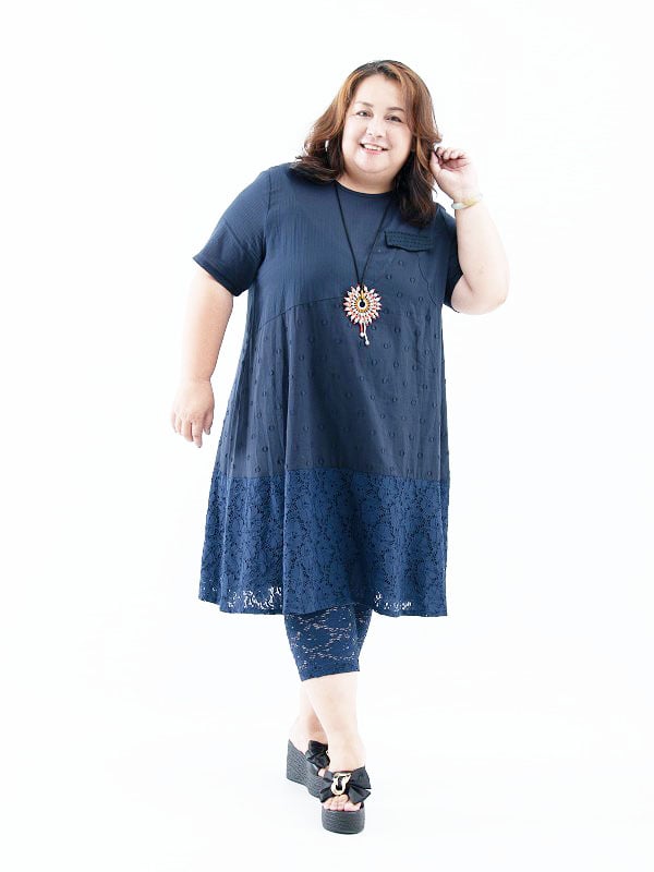 SEDA 超大尺碼圓領短袖下擺蕾絲洋裝~1115009