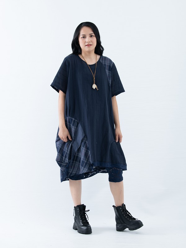 SEDA 大尺碼圓領短袖下擺剪接格子配布加長上衣兼洋裝1115011