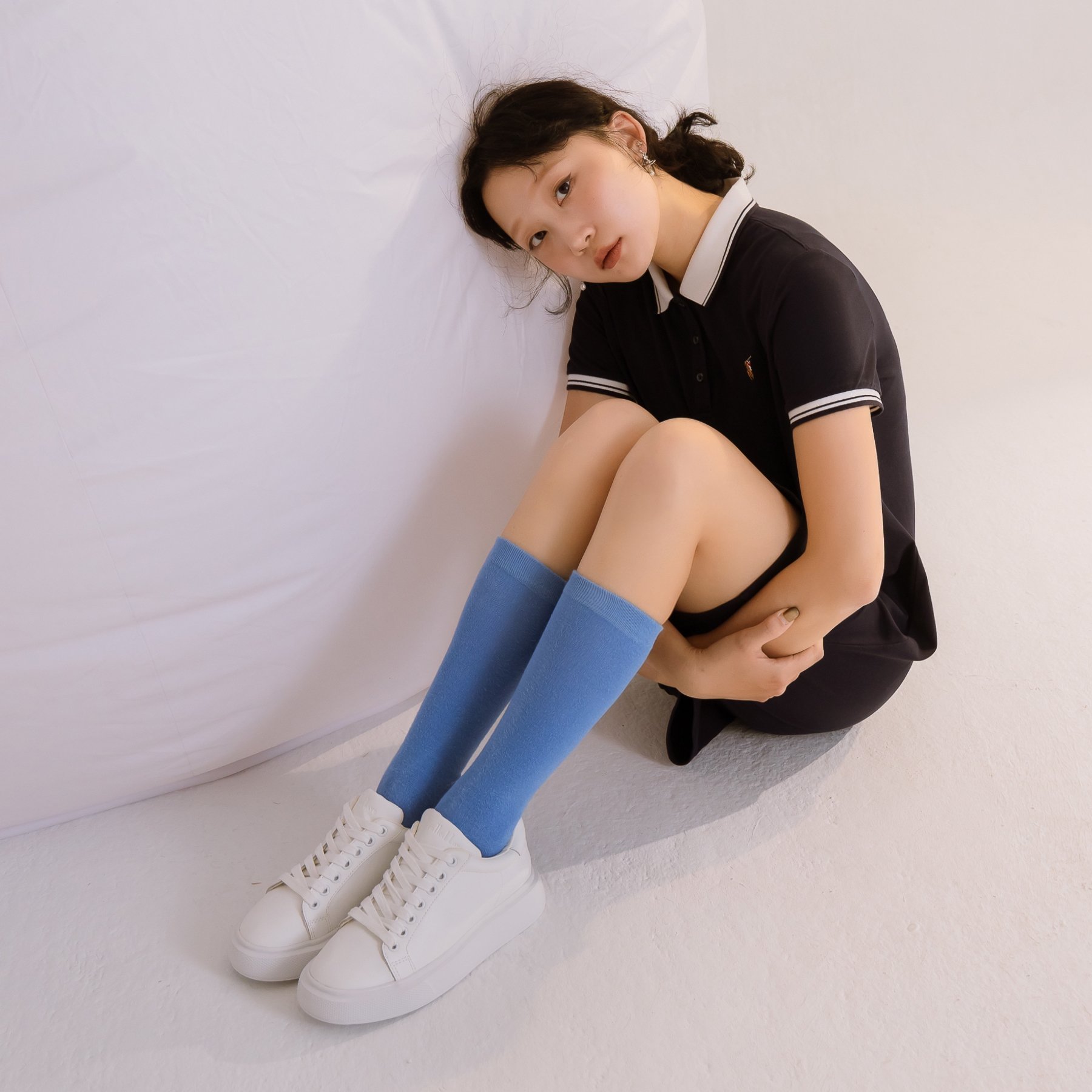 輕量質感牛皮小白鞋