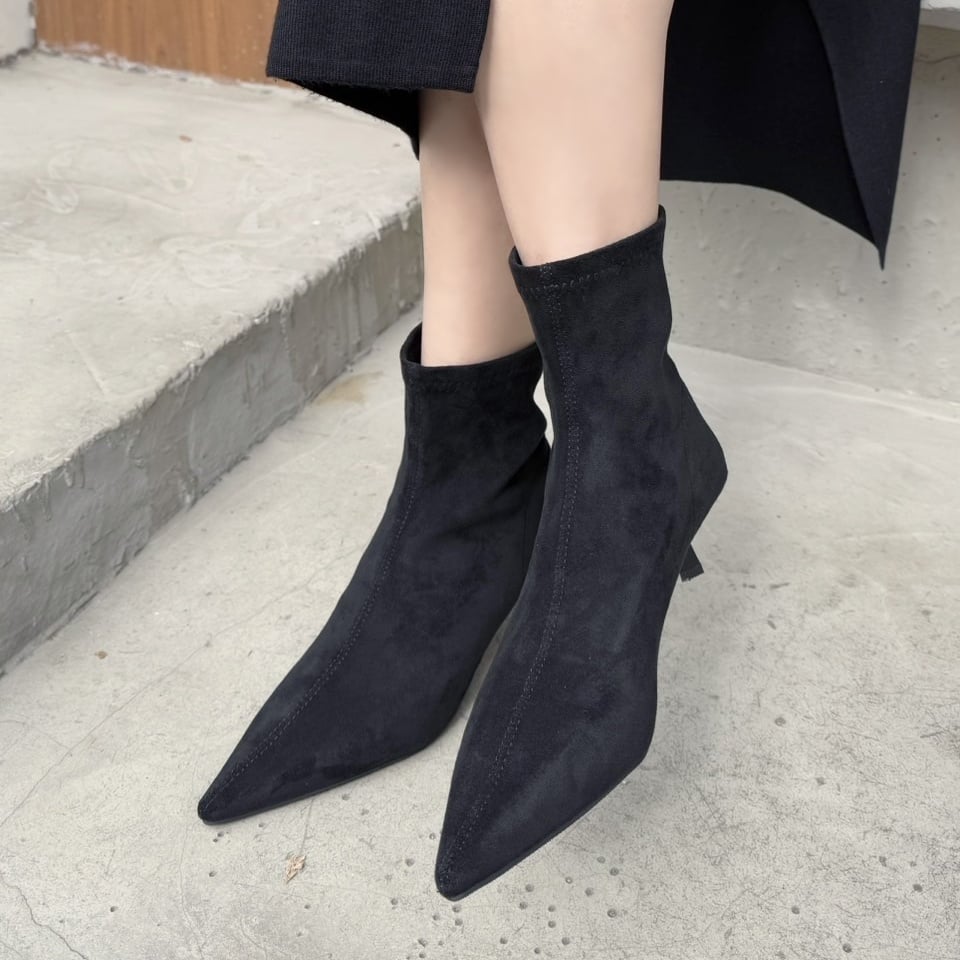 歐美小貓跟尖頭短襪靴