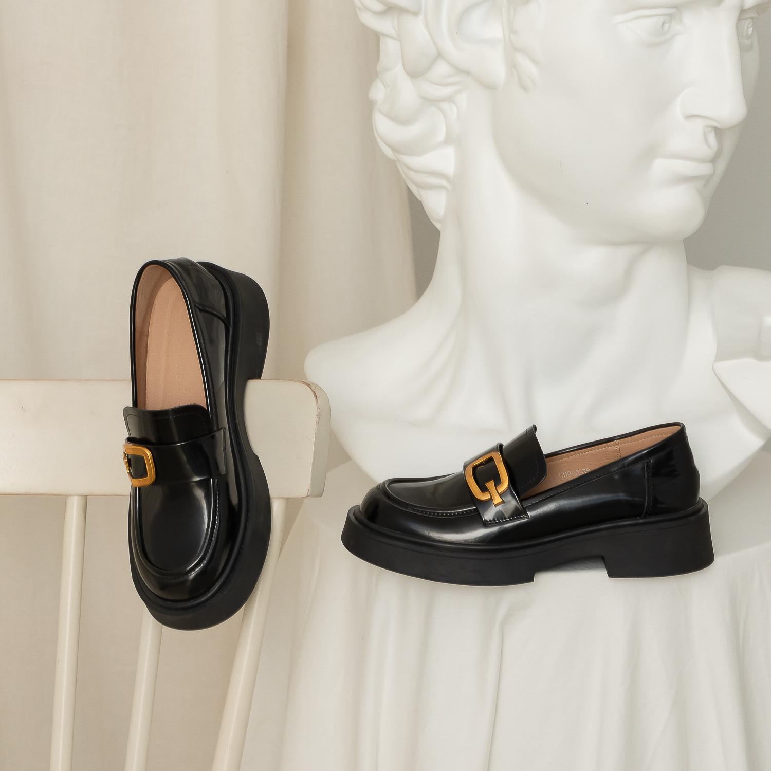 英倫一字帶方扣寬版厚底樂福鞋