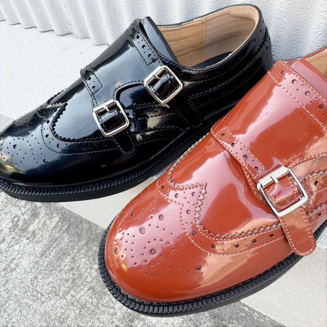 雙扣漆皮雕花孟克牛津鞋