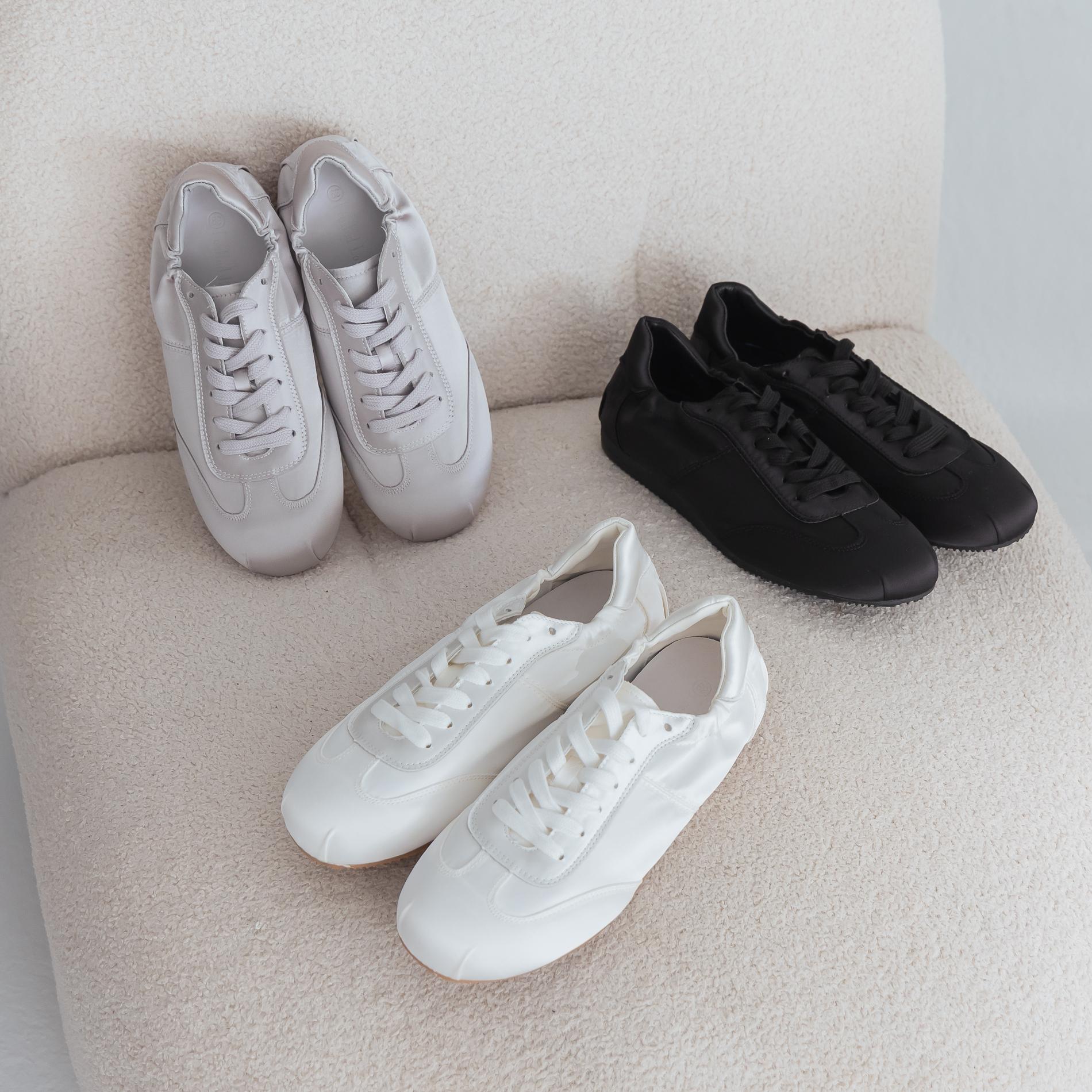 芭蕾風輕量緞面休閒運動鞋