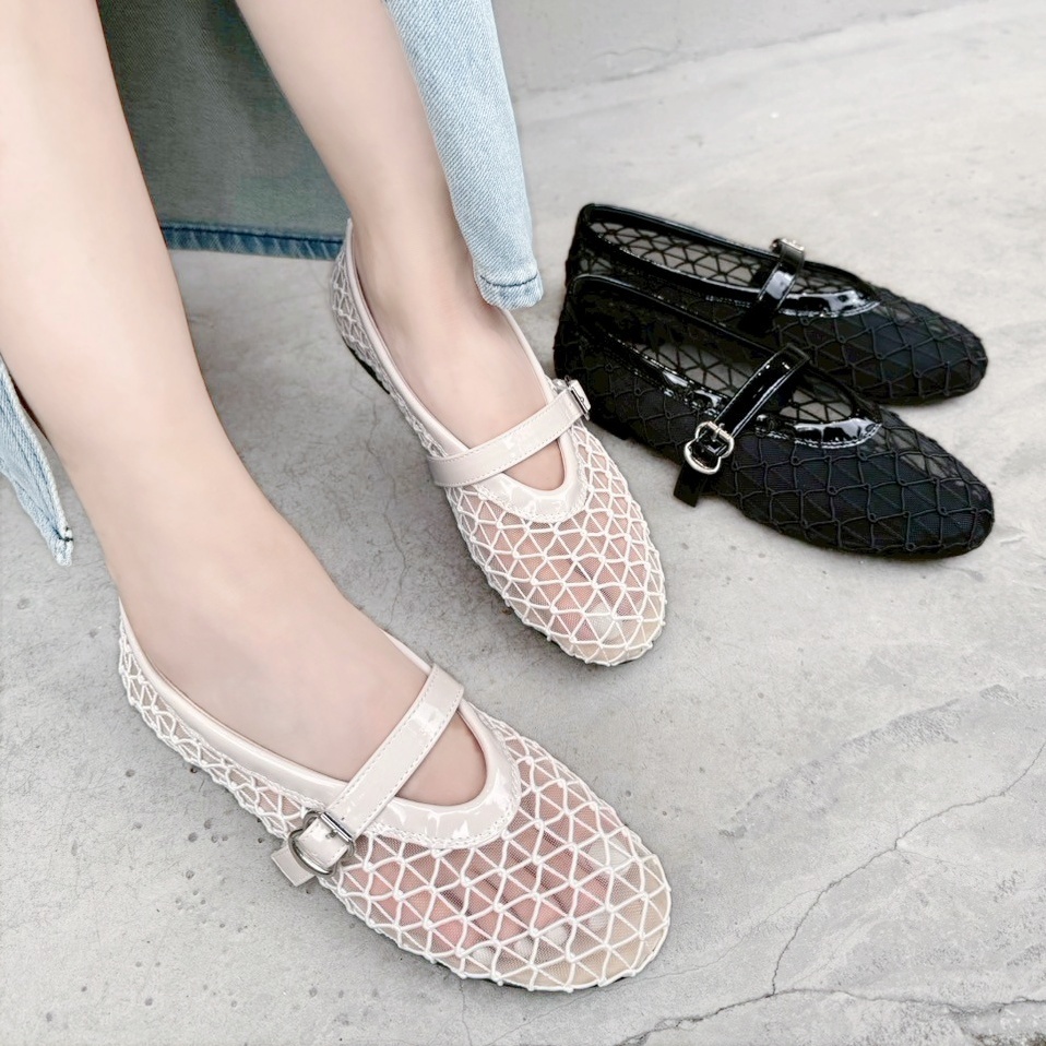 大尺碼透膚編織網面瑪莉珍平底鞋