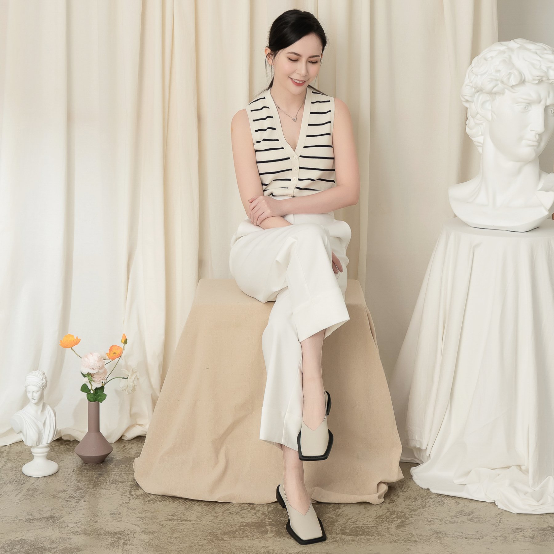 小眾設計方頭平底鞋