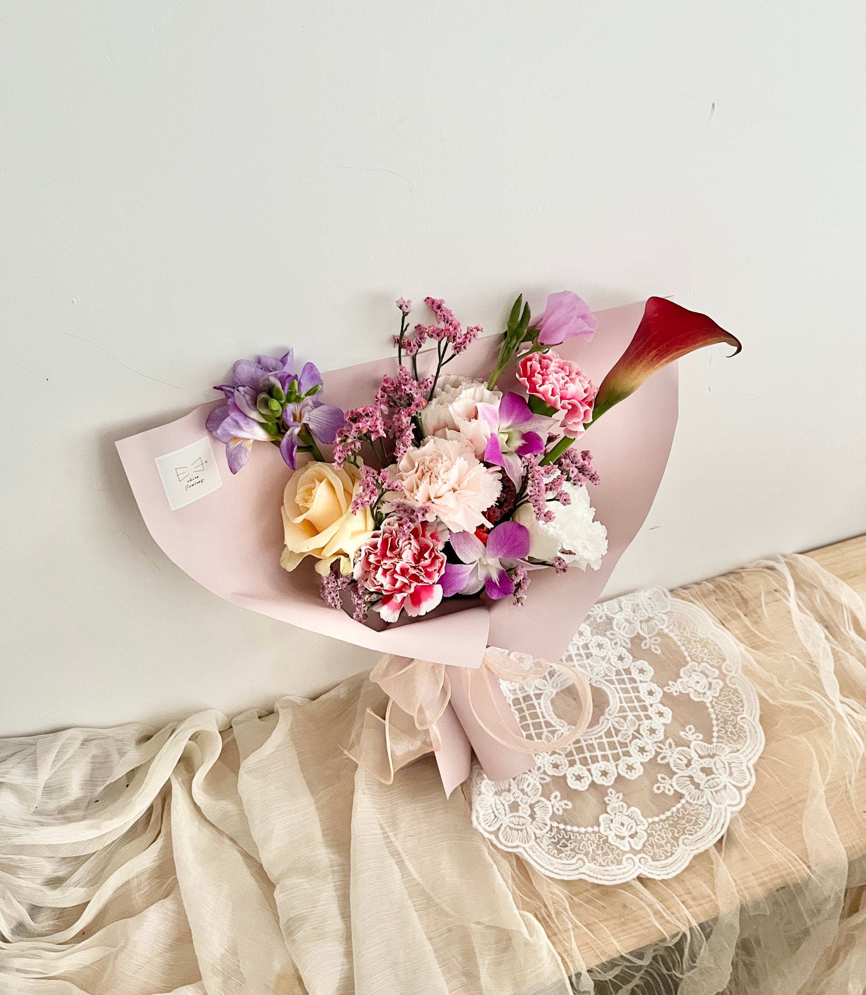 暖馨予你進口康乃馨花束 Customized Bouquet