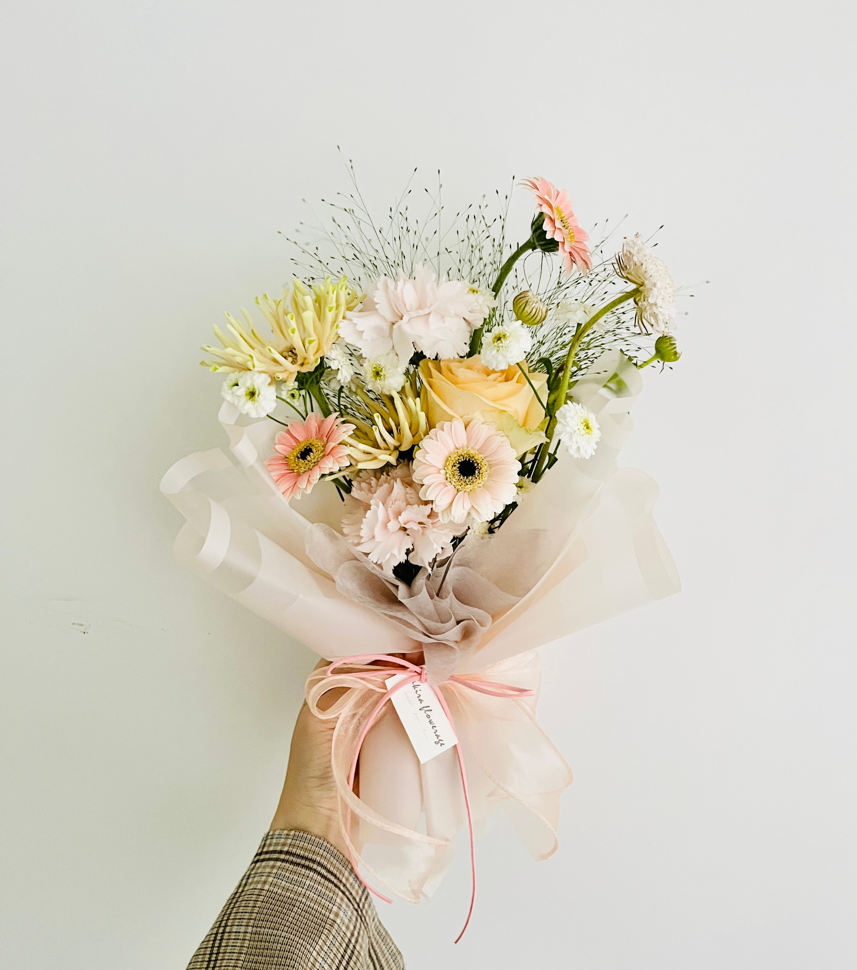 微風呢喃進口康乃馨太陽花束 Customized Bouquet