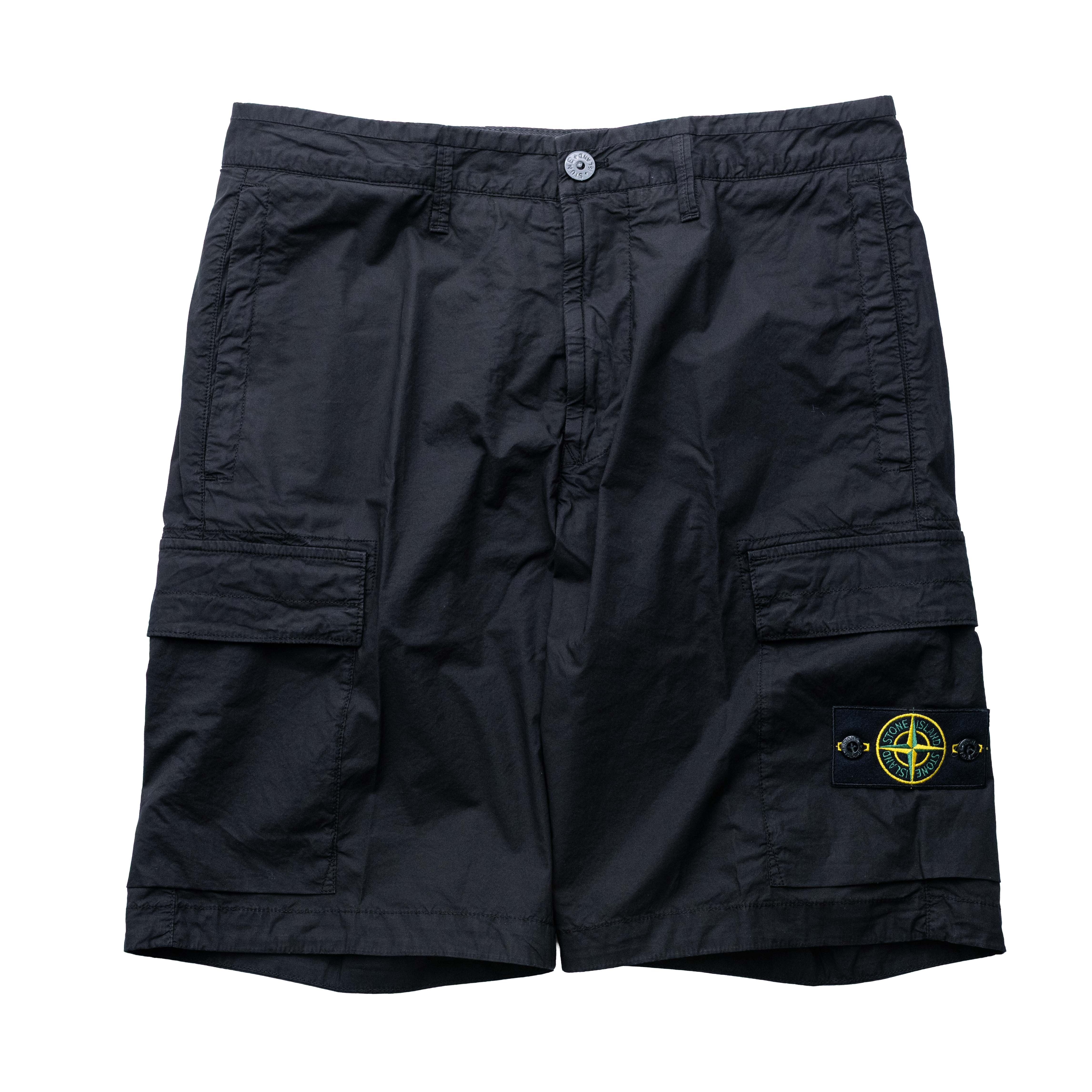 Stone Island 百慕達標準短褲 黑