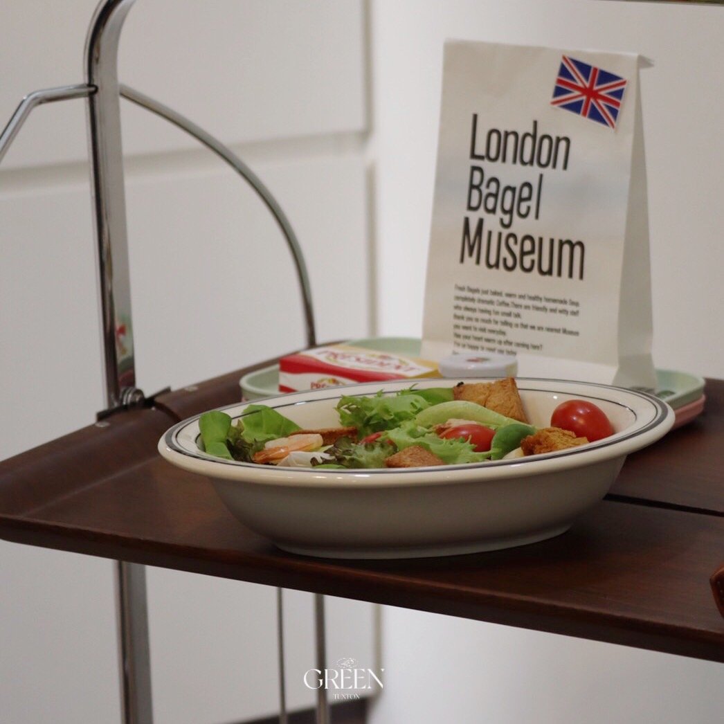 Tuxton Black Bay系列