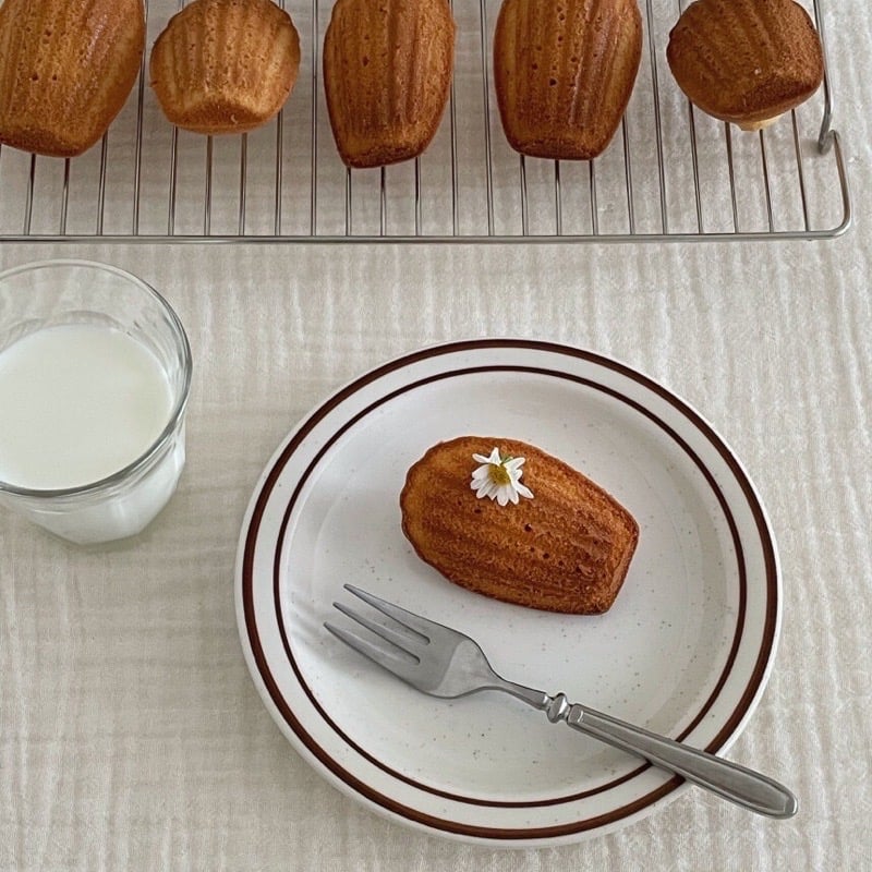 Tuxton Bahamas 棕色芝麻圓盤