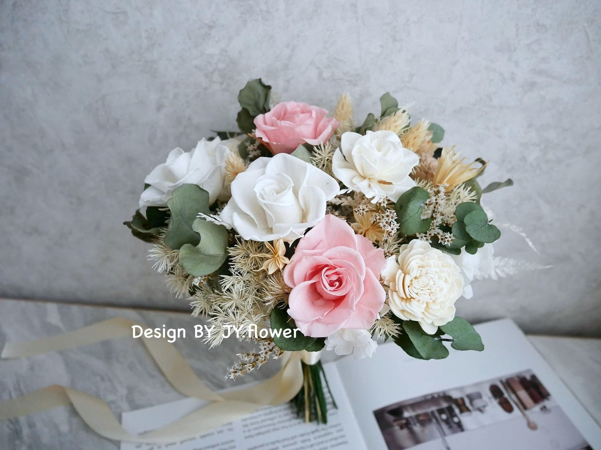 自然型手綁不凋花分束捧花【藕粉奶白】