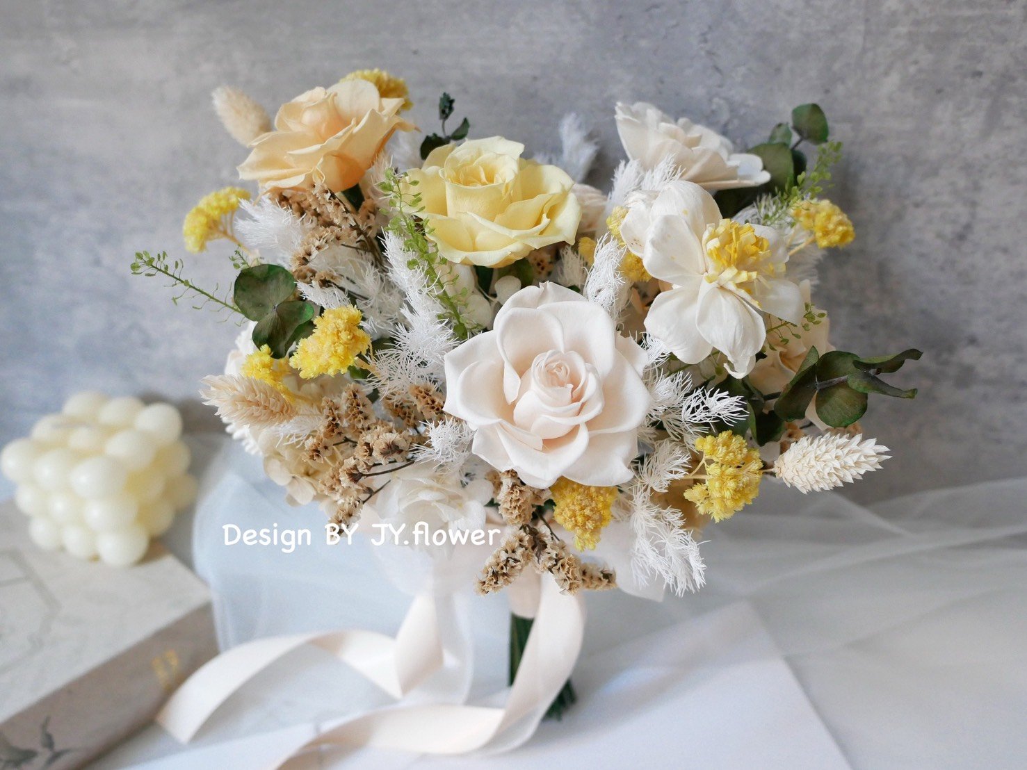 自然型手綁韓式不凋捧花【日光煦煦】