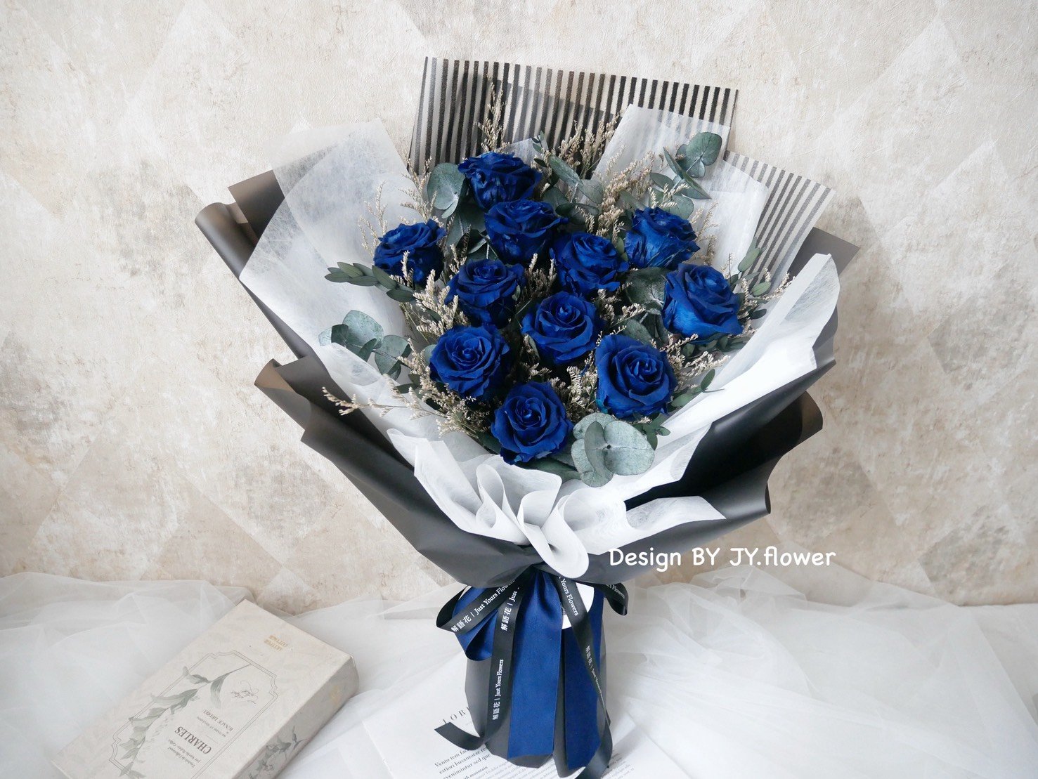 大型永生玫瑰花束【經典藏藍】
