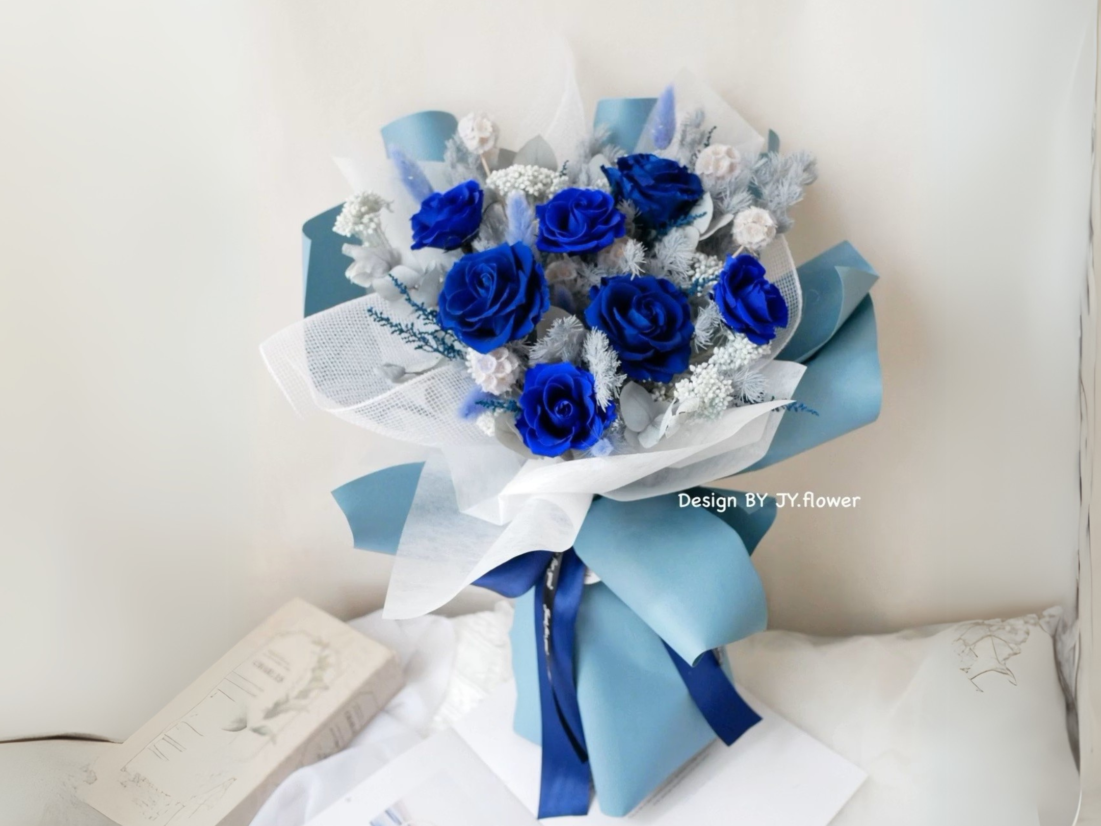 大型韓式永生玫瑰花束【獨特藏藍】